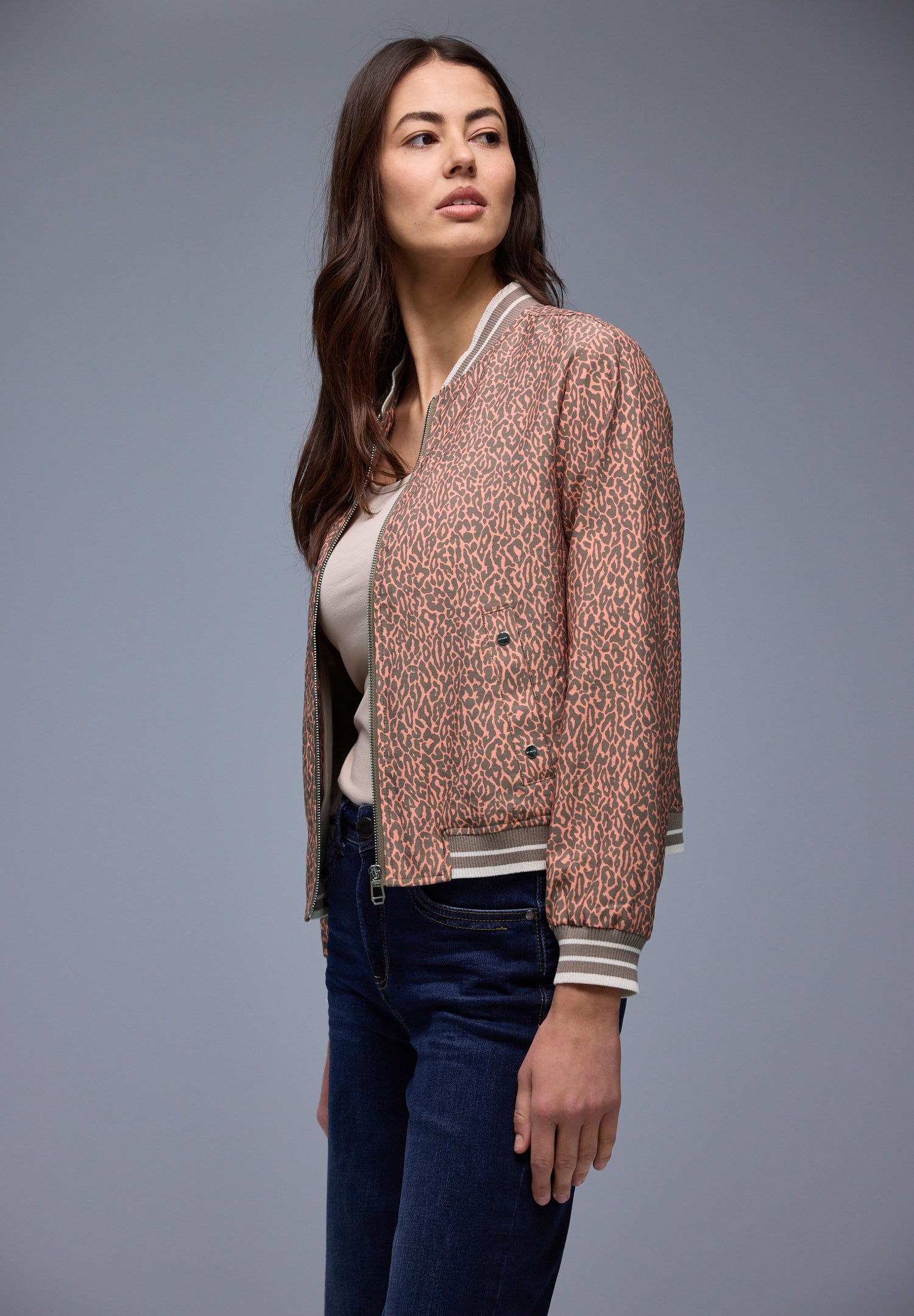 Street One Damen Blouson Rundhals Reißverschluss Modern und lässig