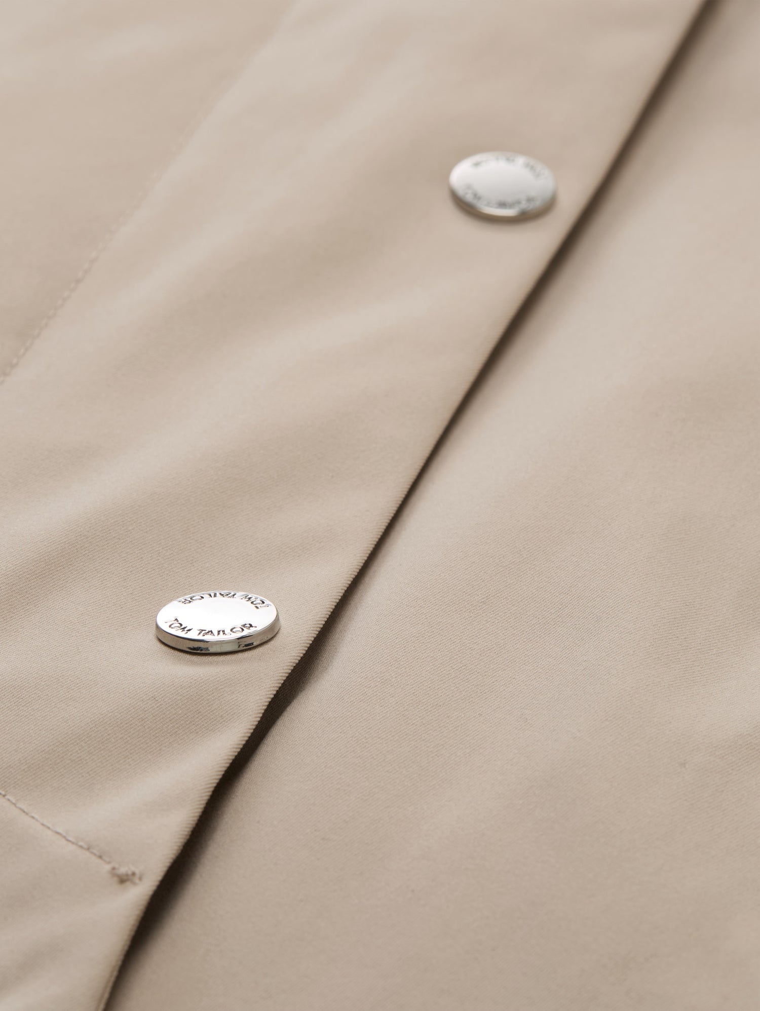 Ultralight Short Parka aus wasserabweisendem Material