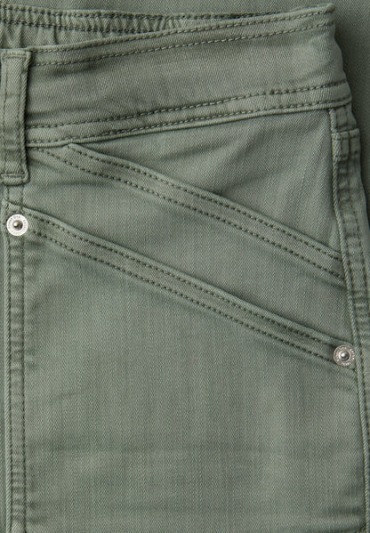 Street One Damen Cargo Jeans Charlie Loose Fit Slim Legs elastischer Bund Cargotaschen