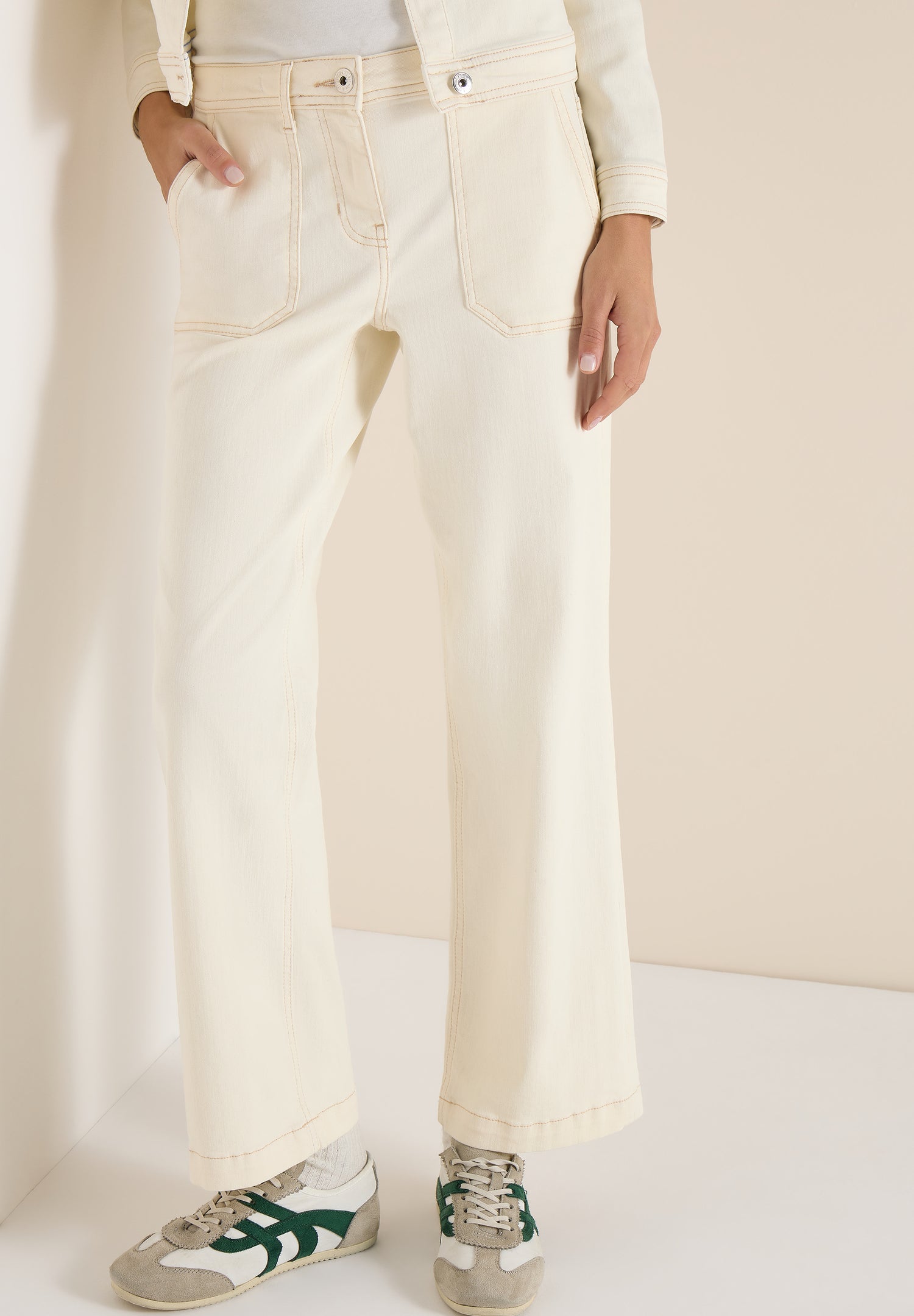CECIL Damen Patch Pocket Jeans Loose Fit Wide Legs High Waist