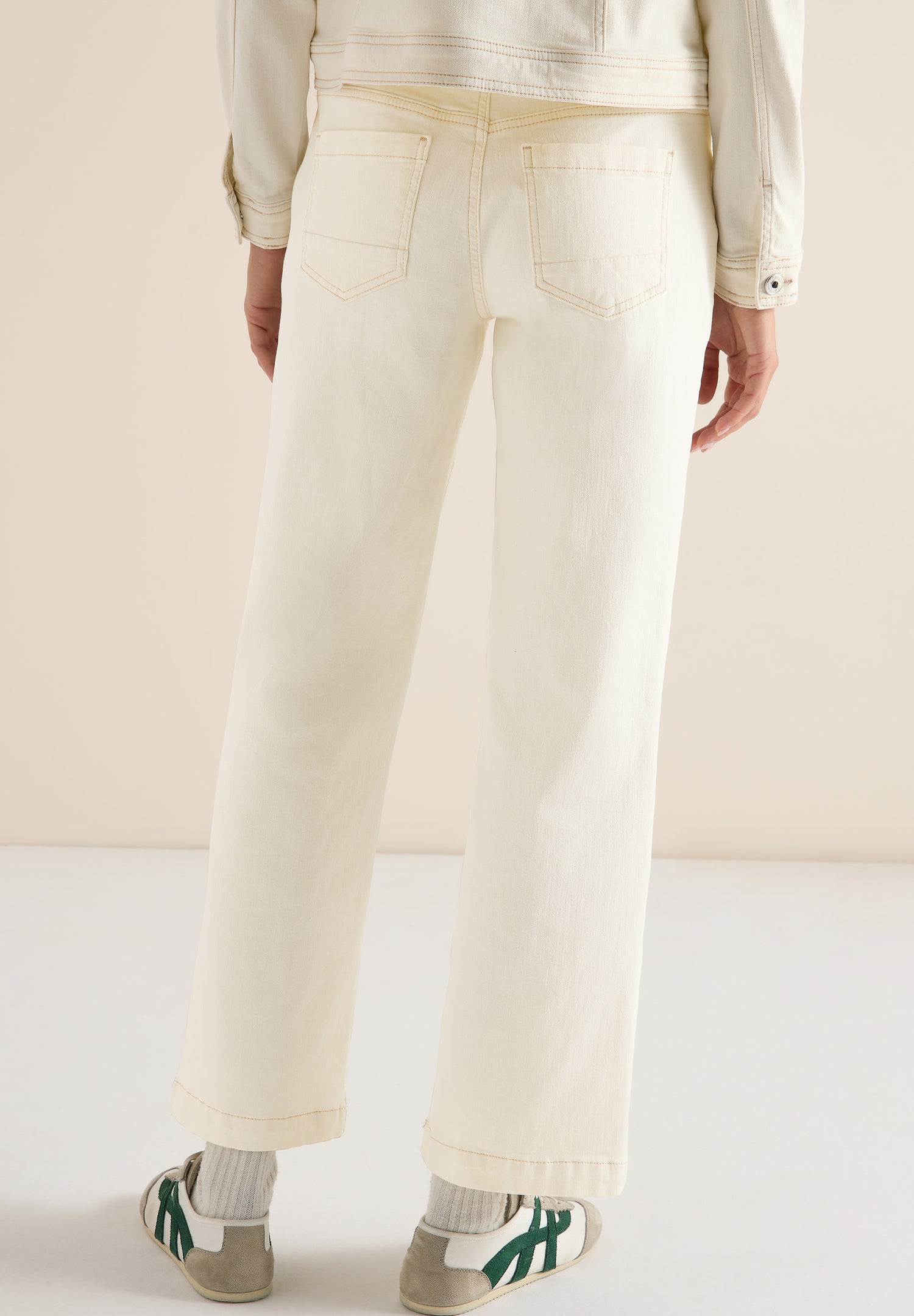 CECIL Damen Patch Pocket Jeans Loose Fit Wide Legs High Waist