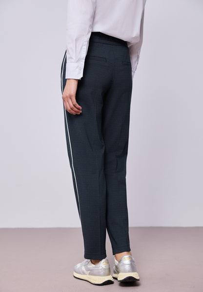 Street One Damen Stoffhose Bonny Loose Fit Slim Legs Mid Waist Bequem