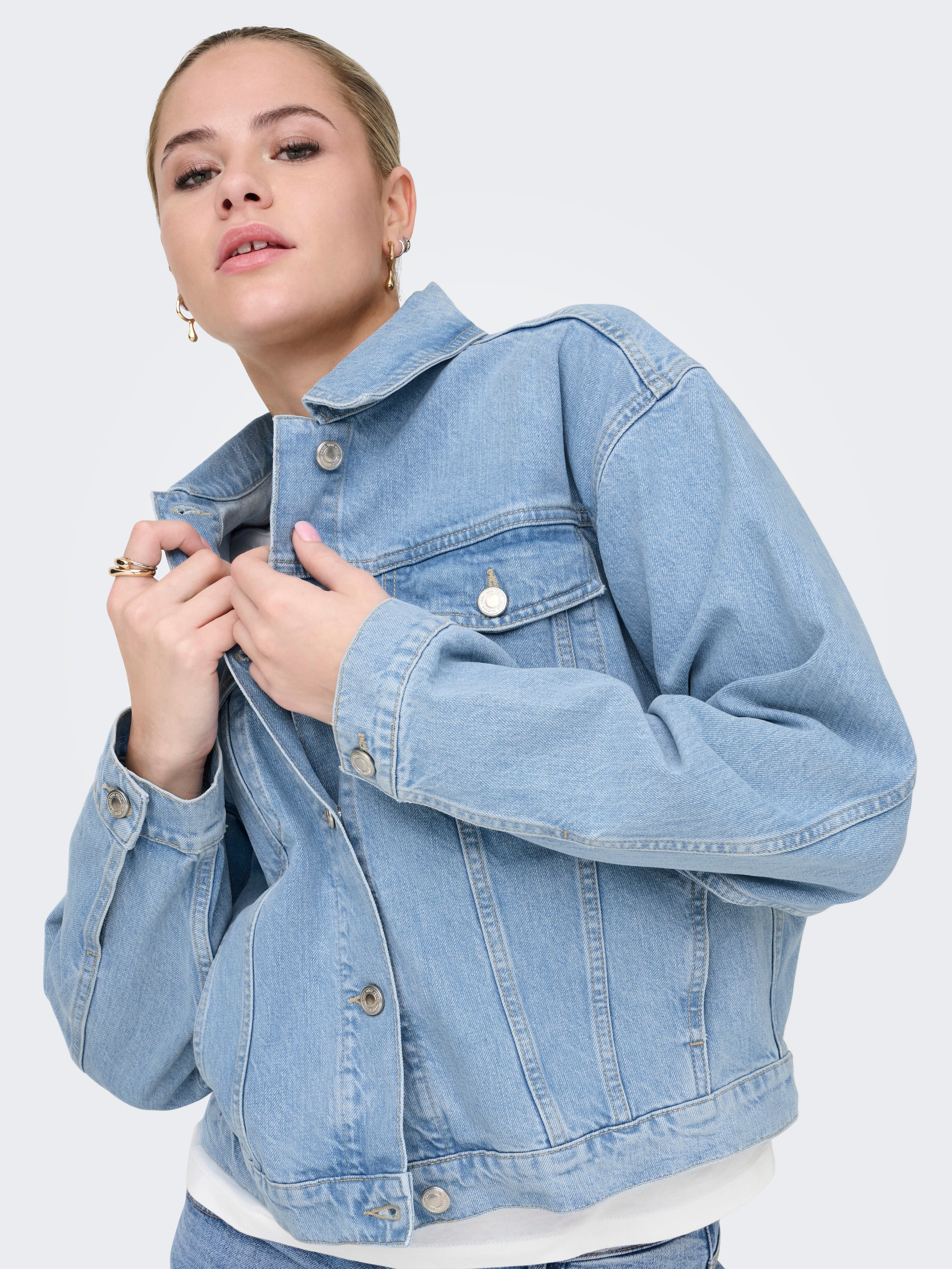 ONLY Zeitlose Damen Jeansjacke mit Knopfleiste Fly-Away Kragen