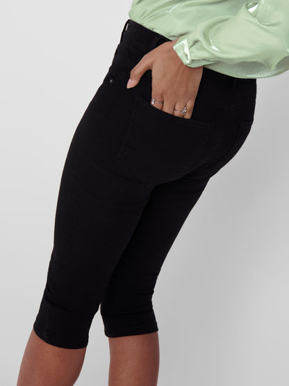 ONLY High-Performance Jeans-Shorts Damen Skinny Fit Reißverschluss Gürtelschlaufen Knielang