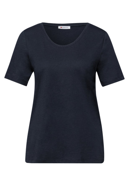 Basic T-Shirt
