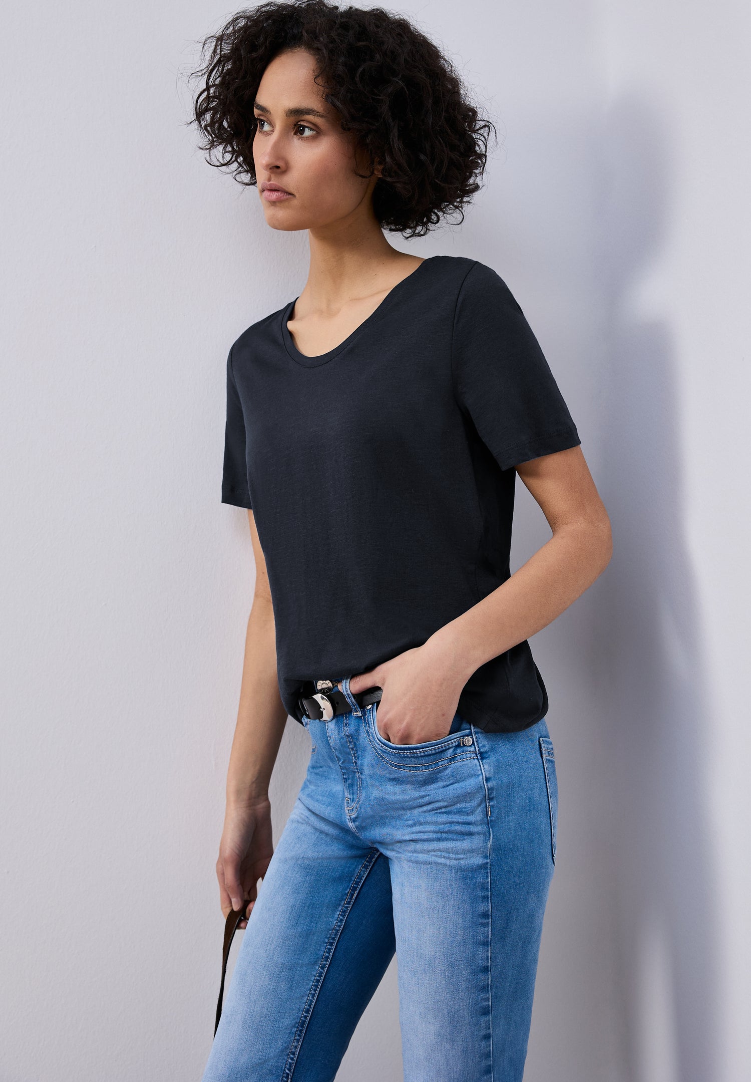 Basic T-Shirt