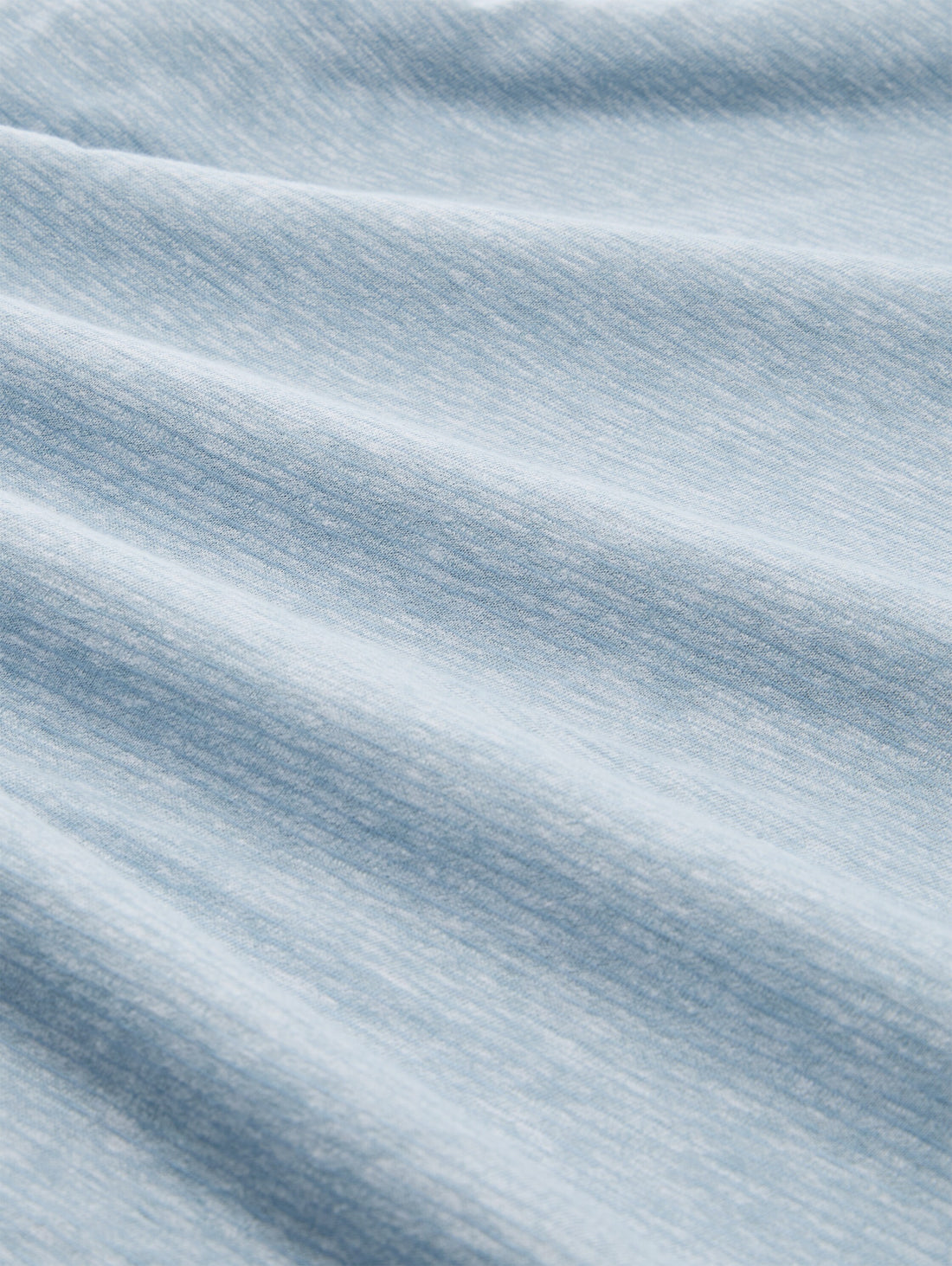 T-Shirt mit feinem Streifenmuster