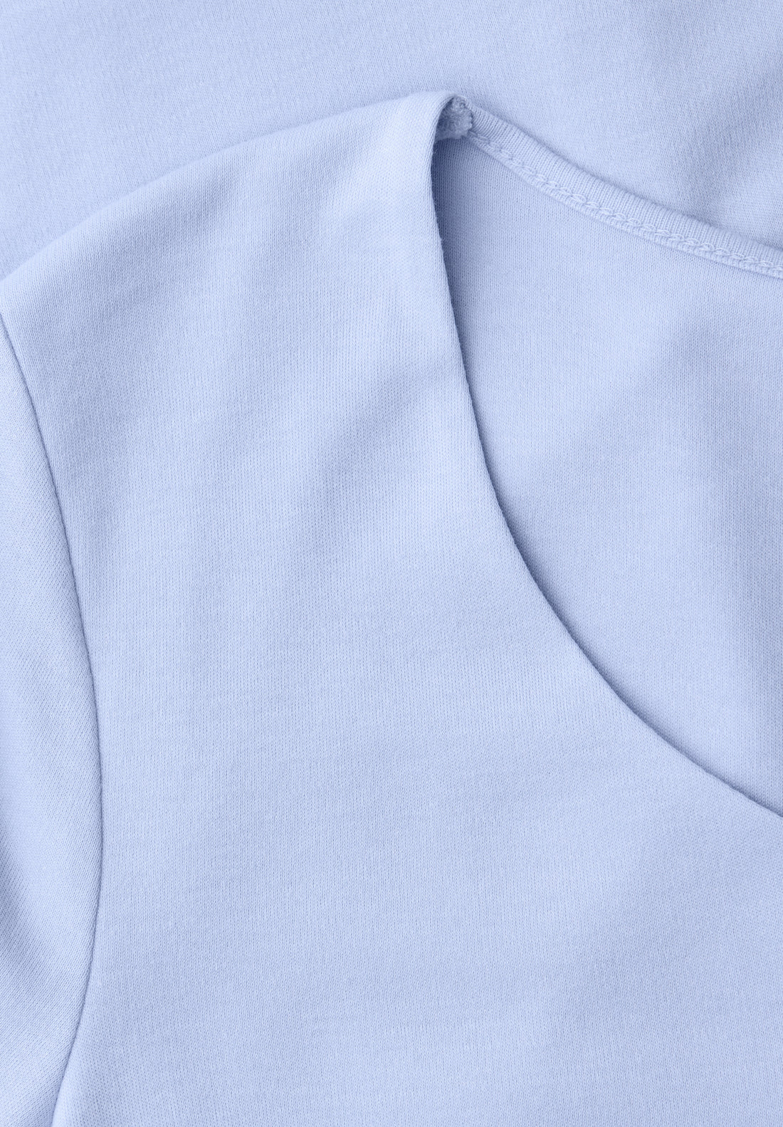Basic T-Shirt mit Herzausschnitt