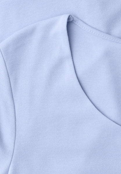 Basic T-Shirt mit Herzausschnitt