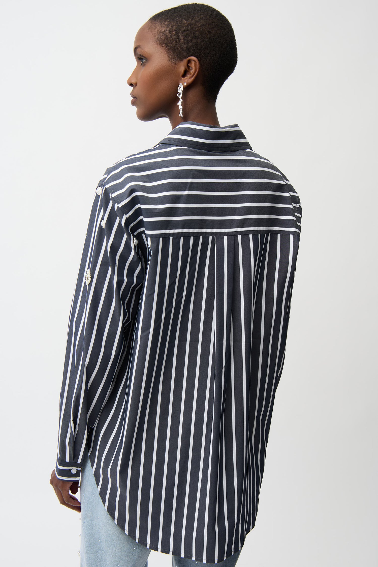 Stretch-Baumwollbluse mit Streifenprint und Strasssteinen