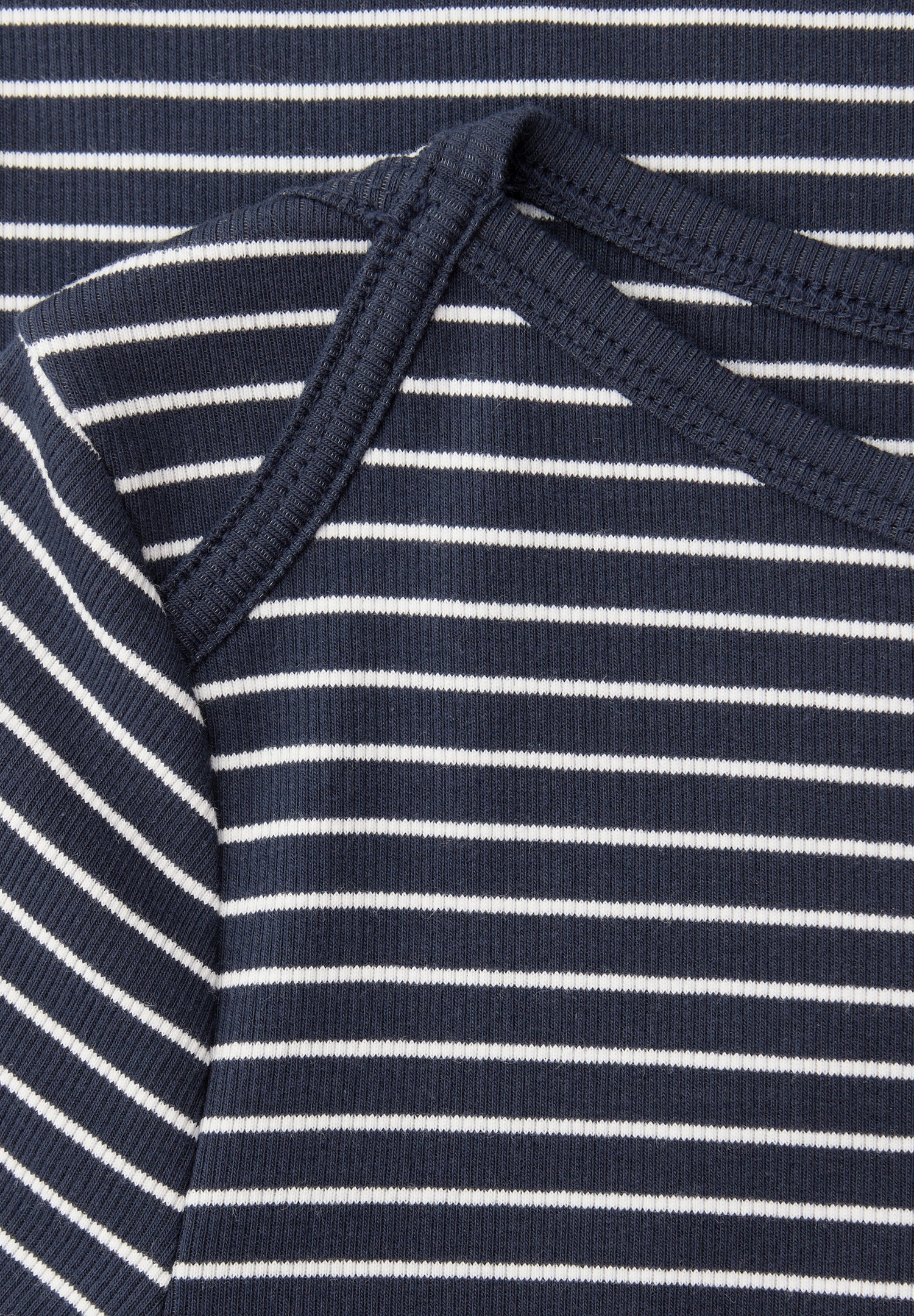 3/4-Arm Shirt mit U-Boot-Ausschnitt