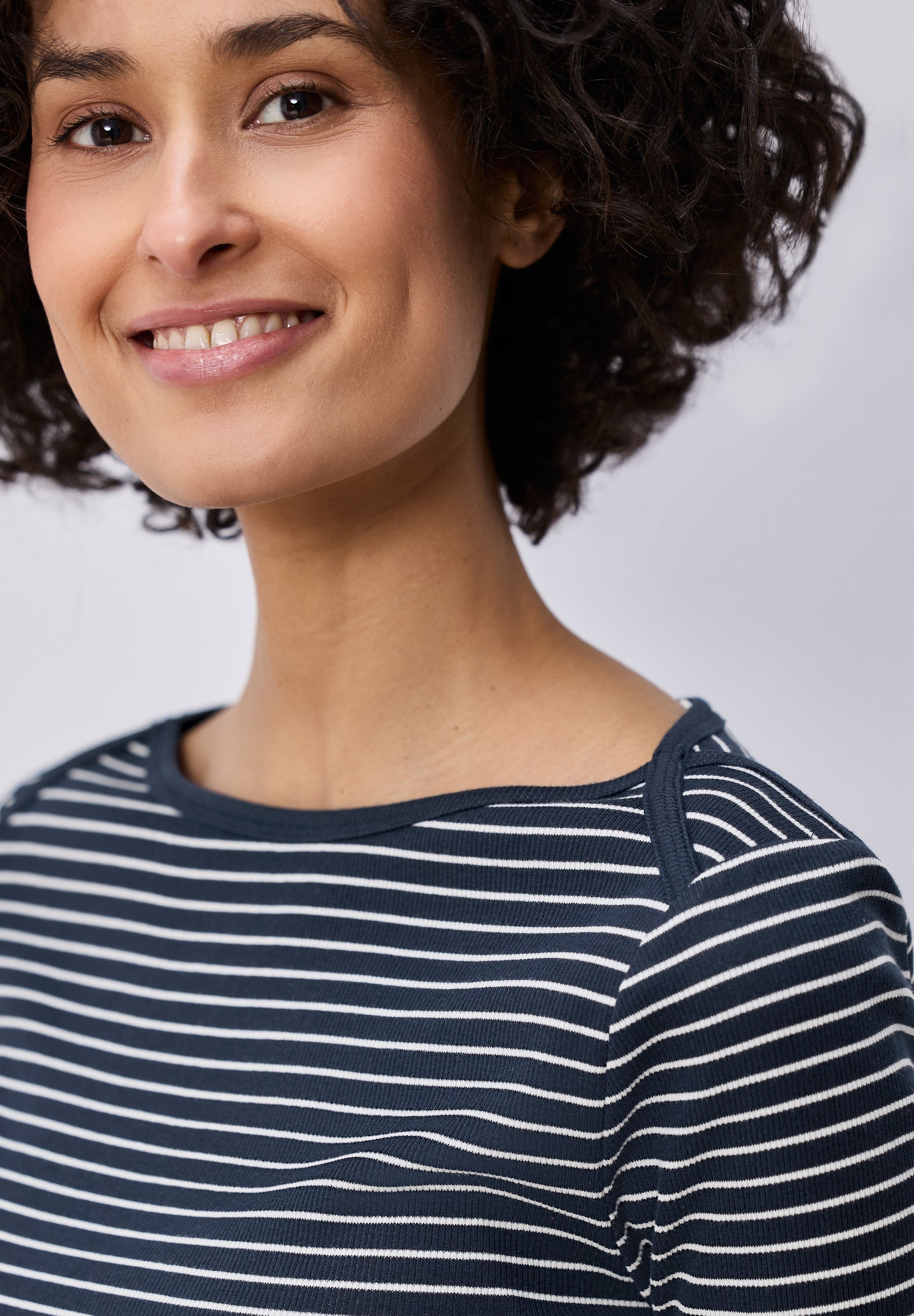 3/4-Arm Shirt mit U-Boot-Ausschnitt