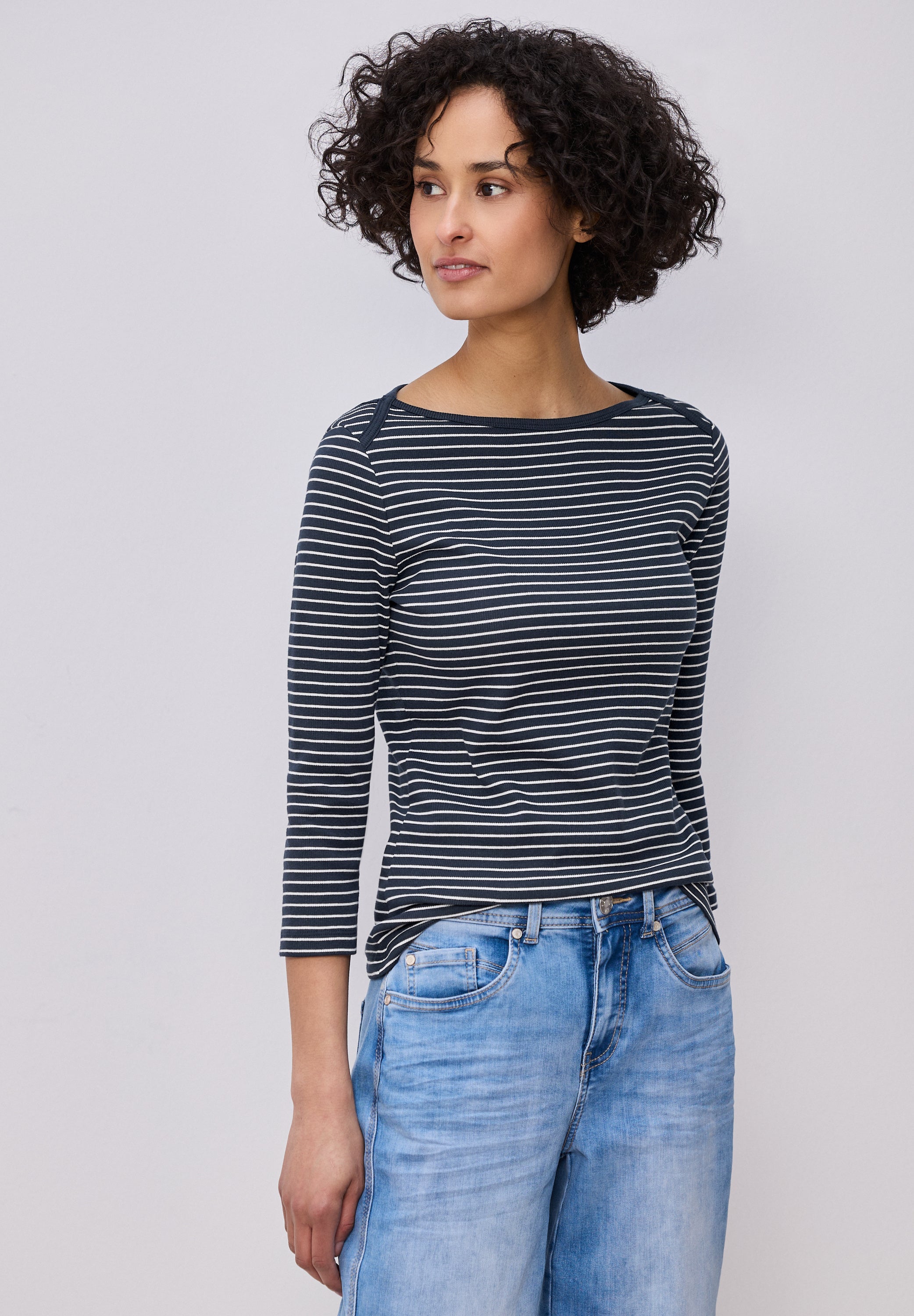 3/4-Arm Shirt mit U-Boot-Ausschnitt