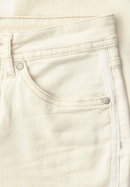 Straight Leg Jeans mit fransigem Saum