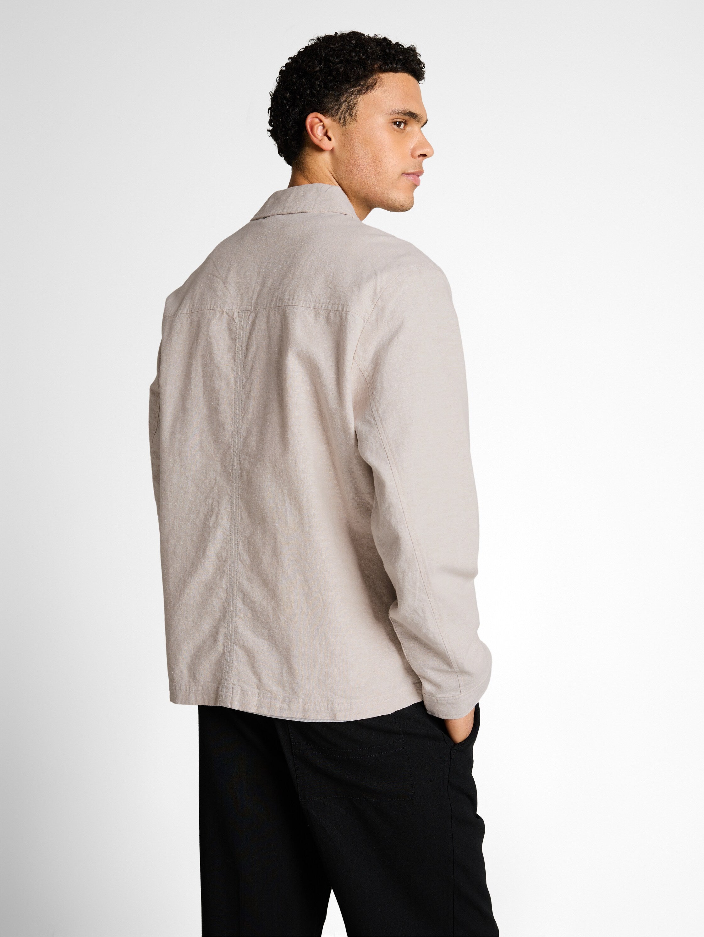 Hemdjacke mit Leinenanteil