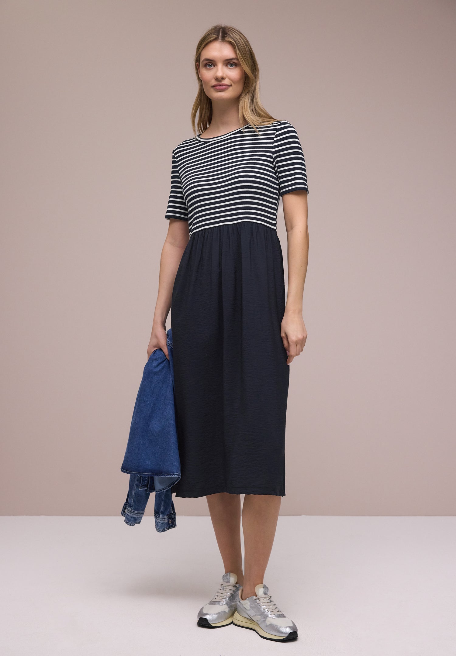 Midi-Kleid mit Strukturmix