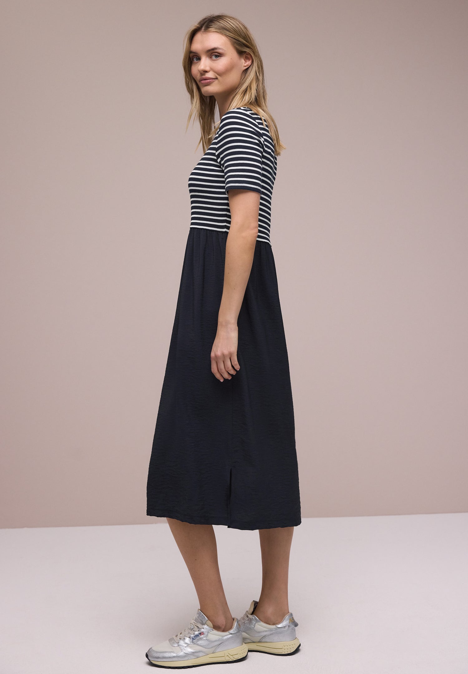 Midi-Kleid mit Strukturmix