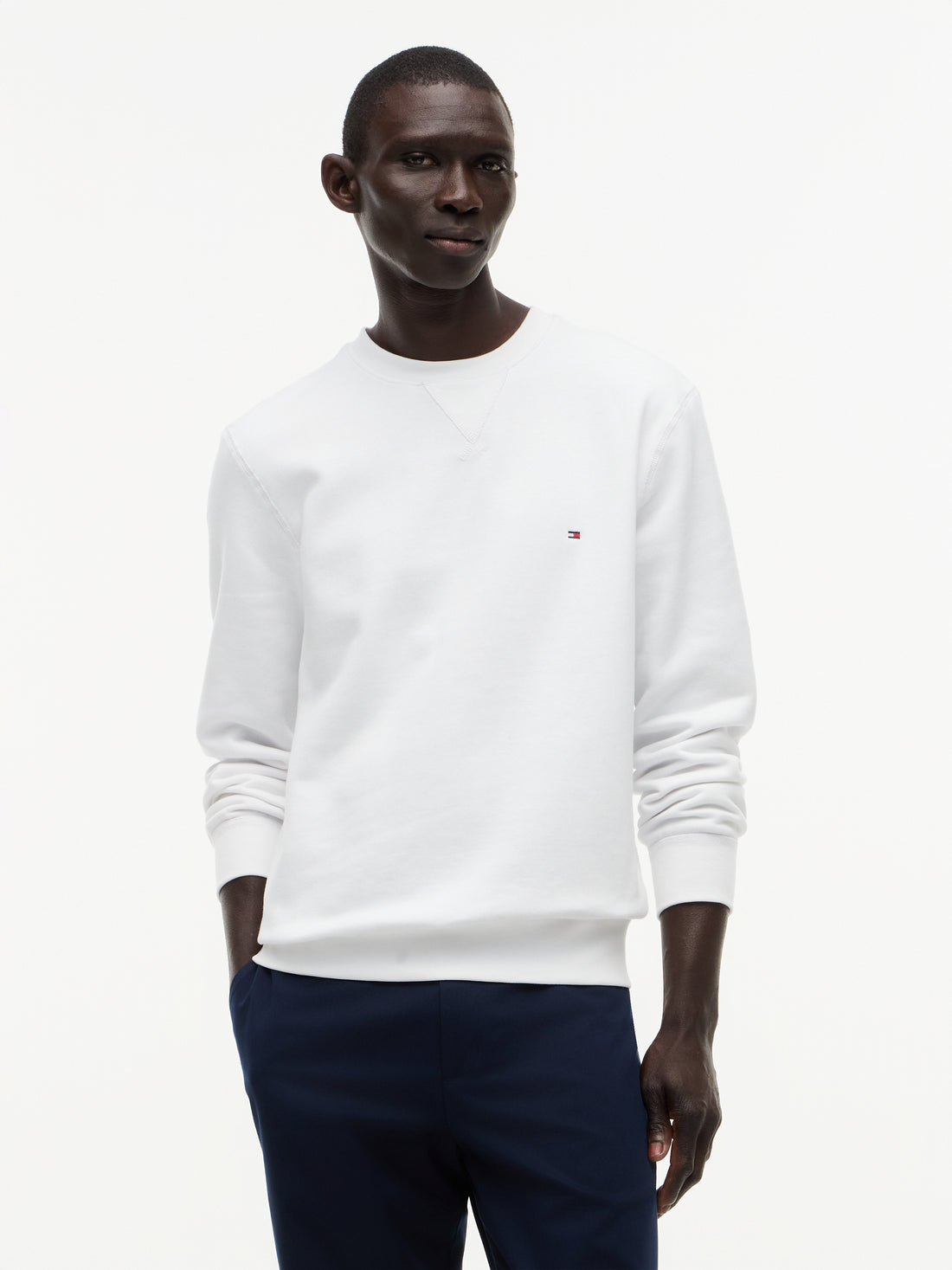 ESSENTIAL FLEECE CREWNECK