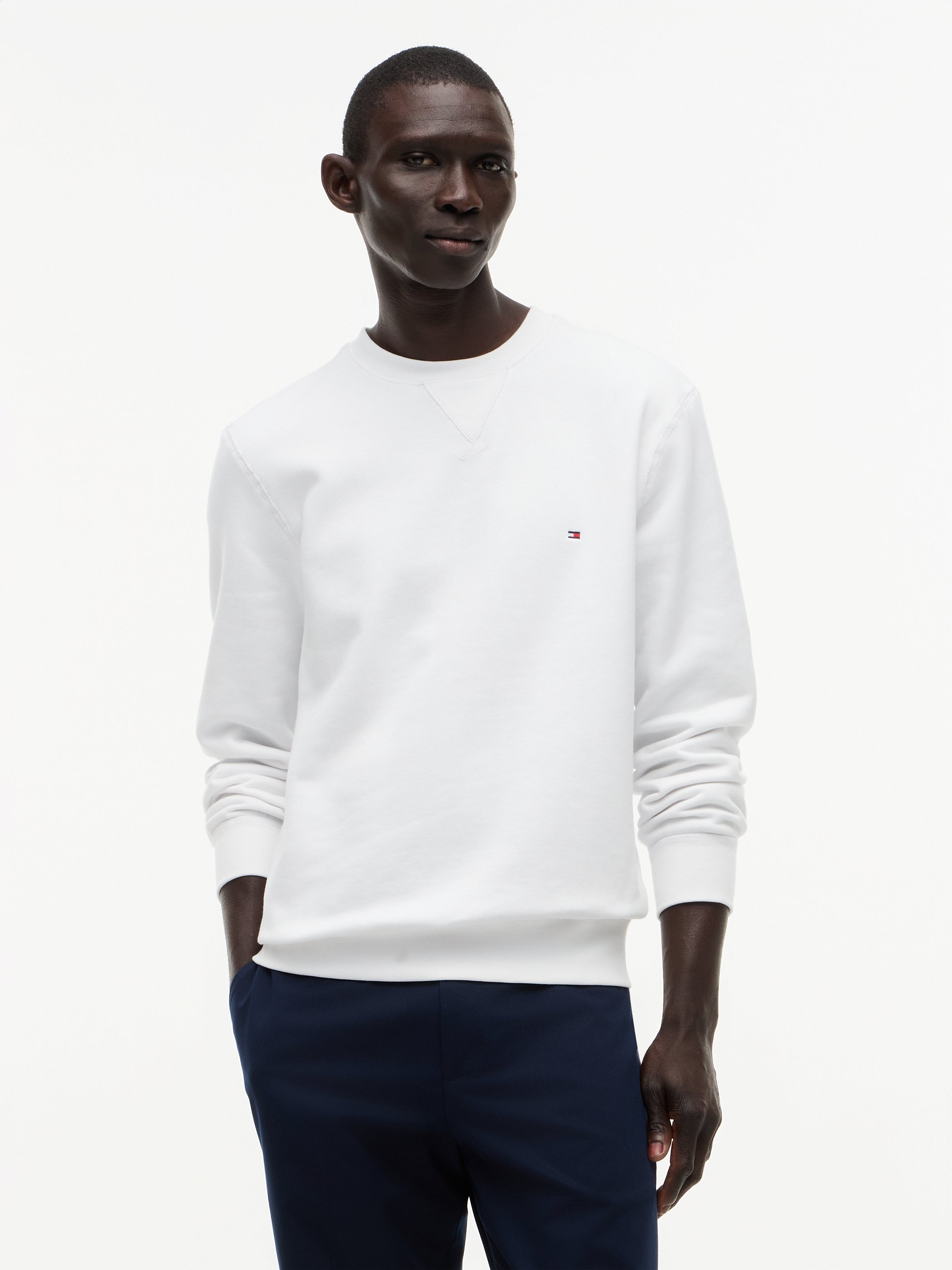 ESSENTIAL FLEECE CREWNECK