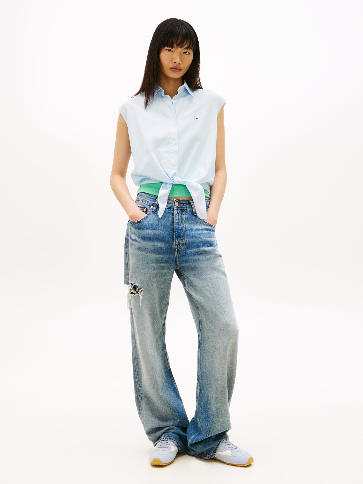 Relaxed Fit Sleeveless Tie Front Shirt