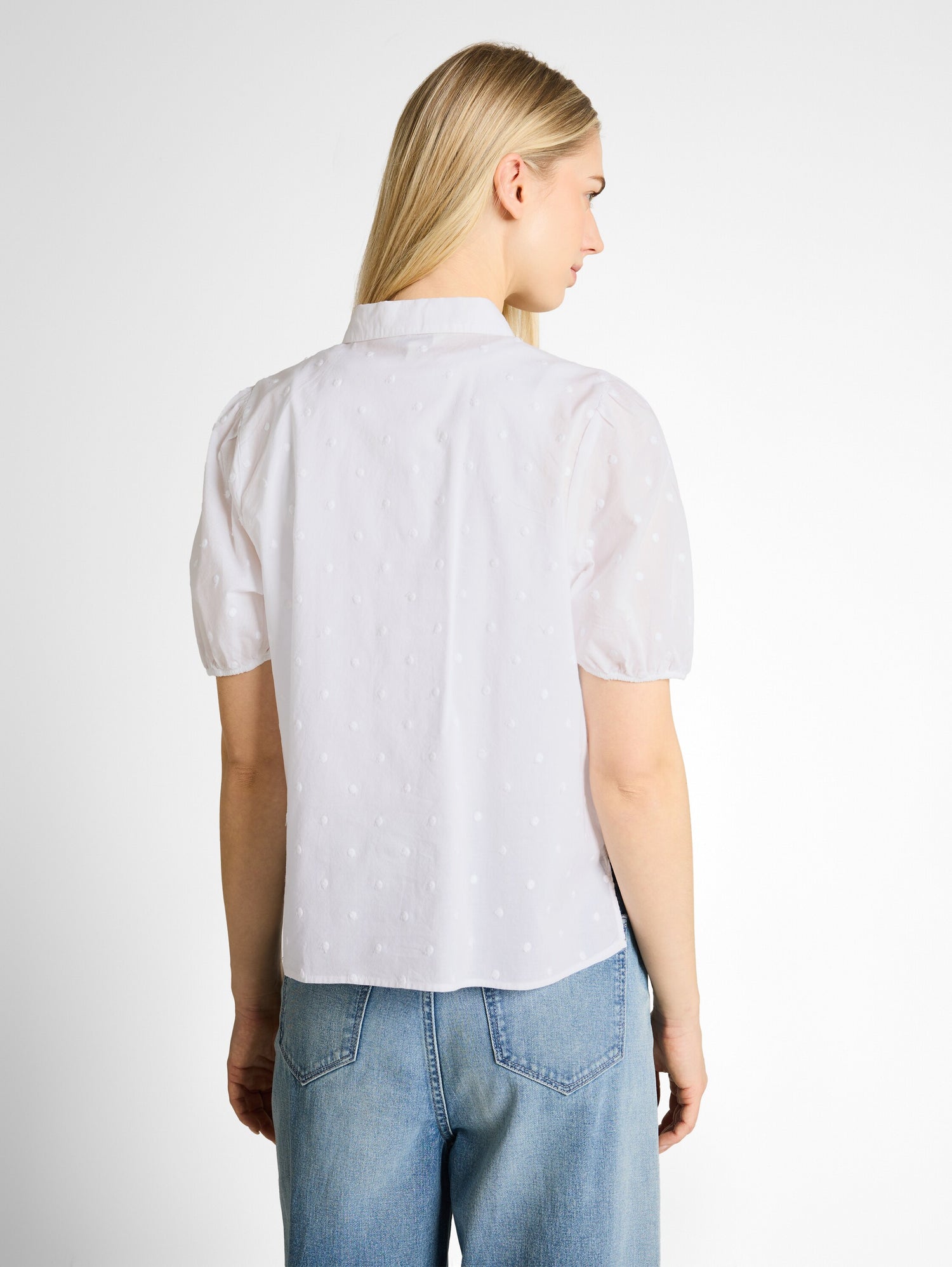 Bluse mit Stickerei