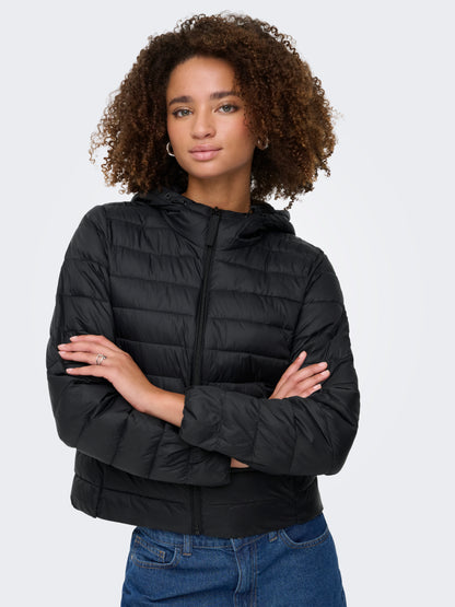 ONLTAHIA LW QUILTED HOOD JKT NOOS OTW