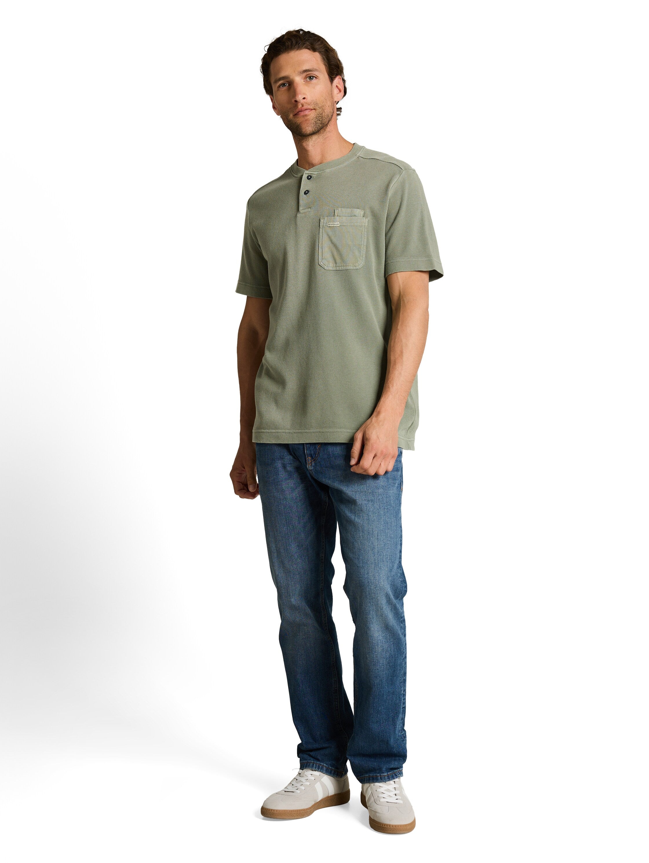 Henley T-Shirt mit Brusttasche