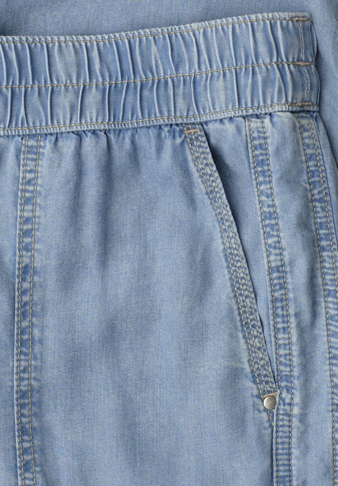 Mid Waist Slim Leg Hose im Washed-Look