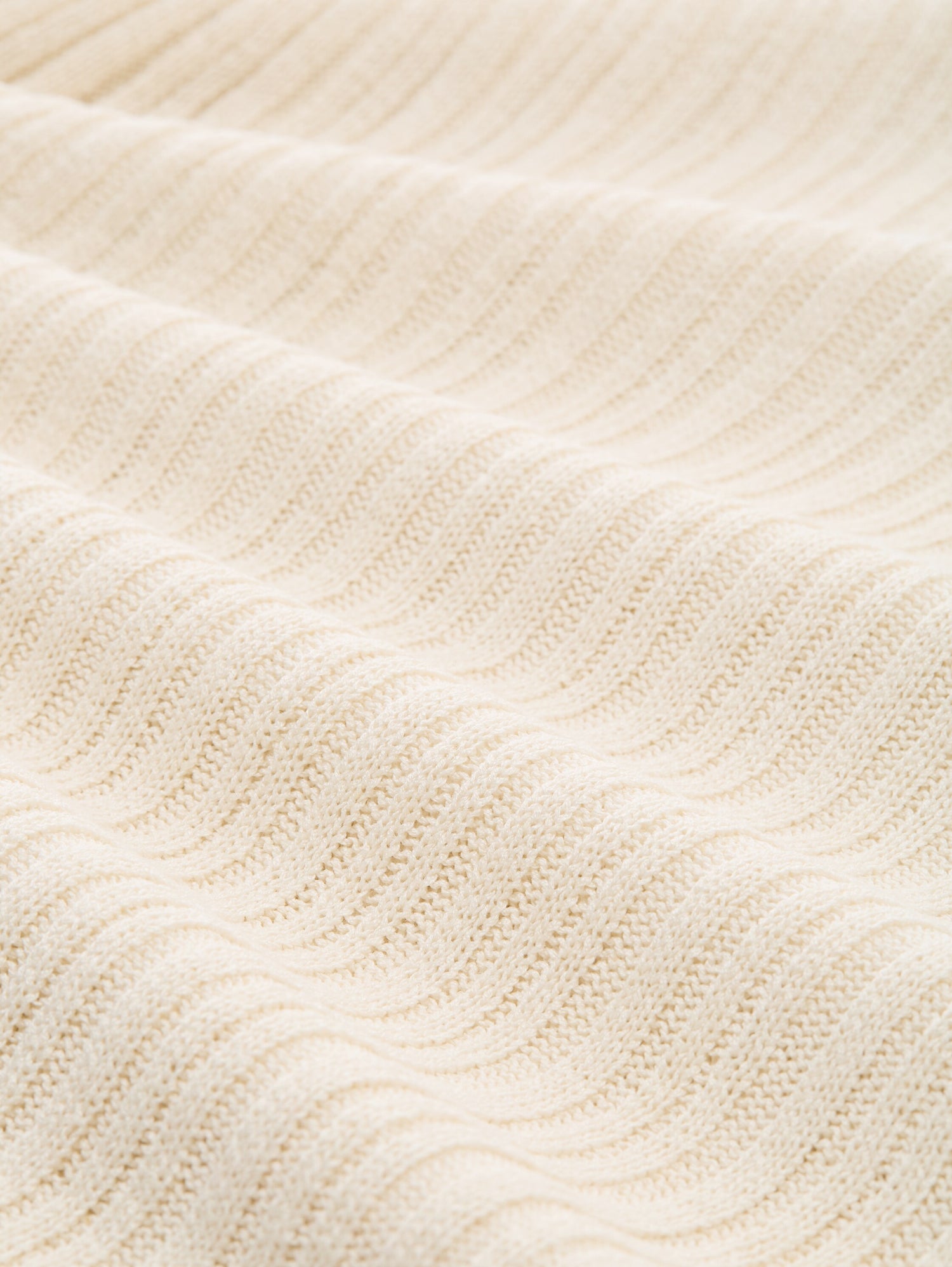 Stricktop mit V-Ausschnitt