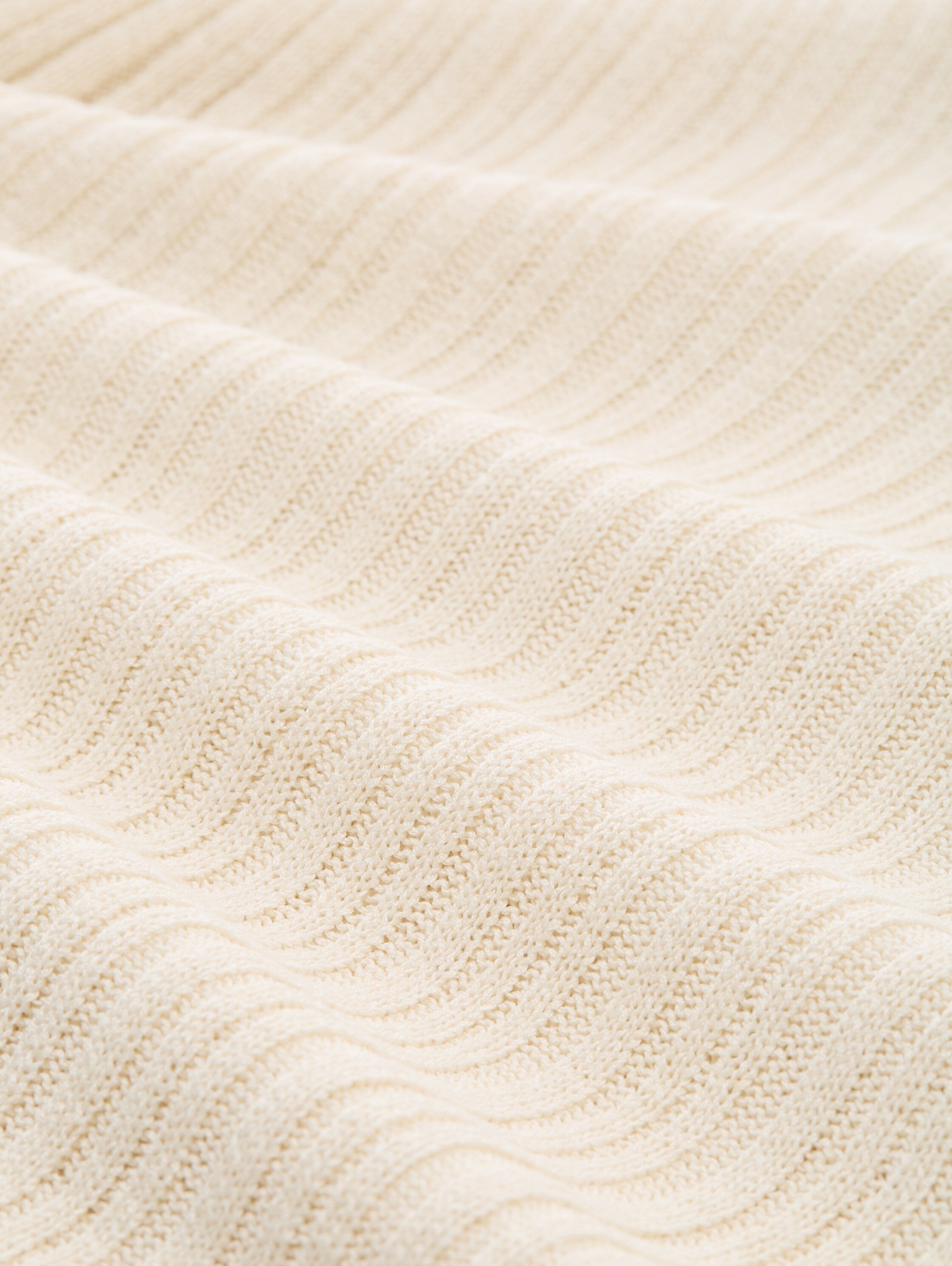 Stricktop mit V-Ausschnitt