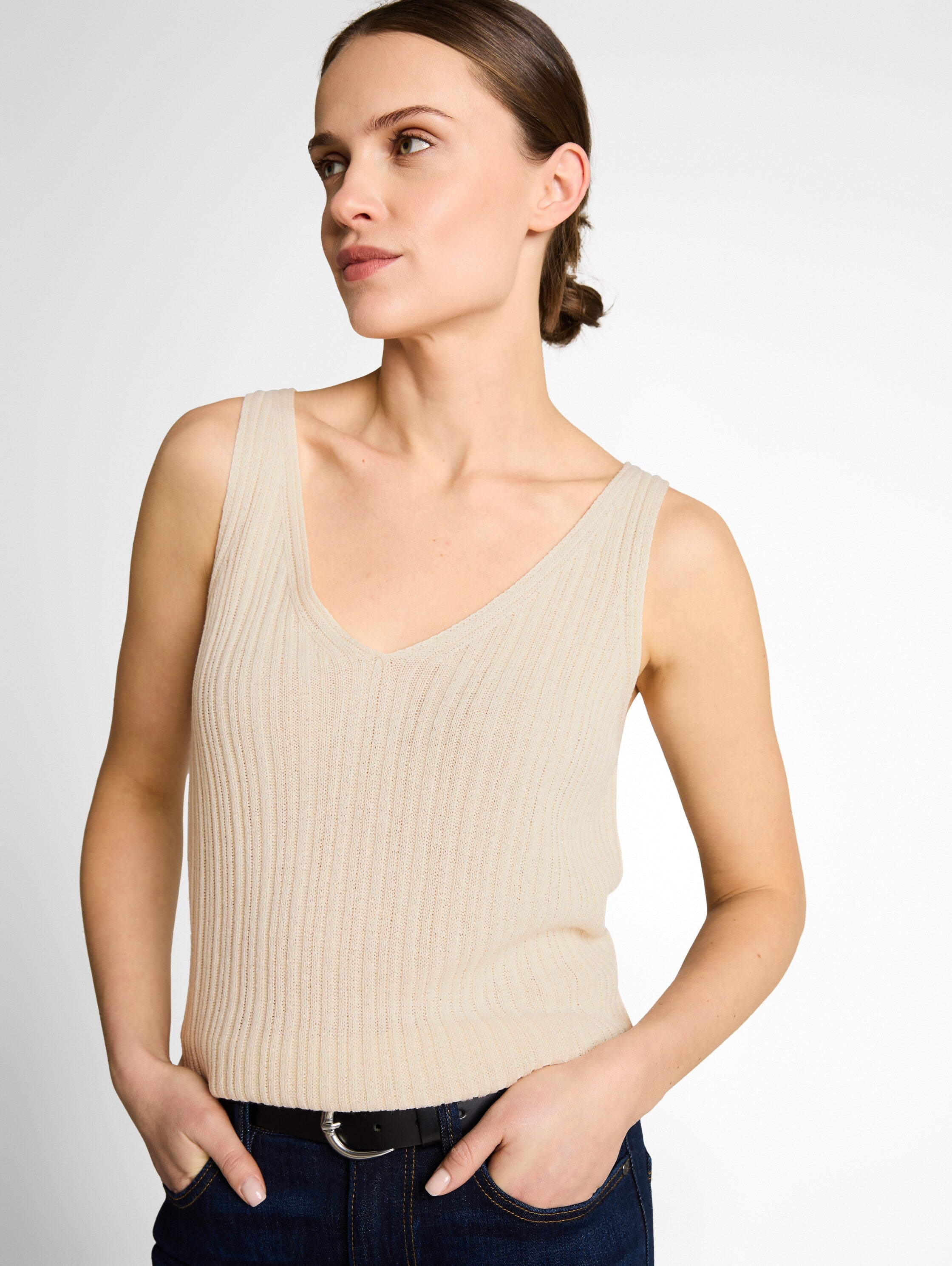 Stricktop mit V-Ausschnitt