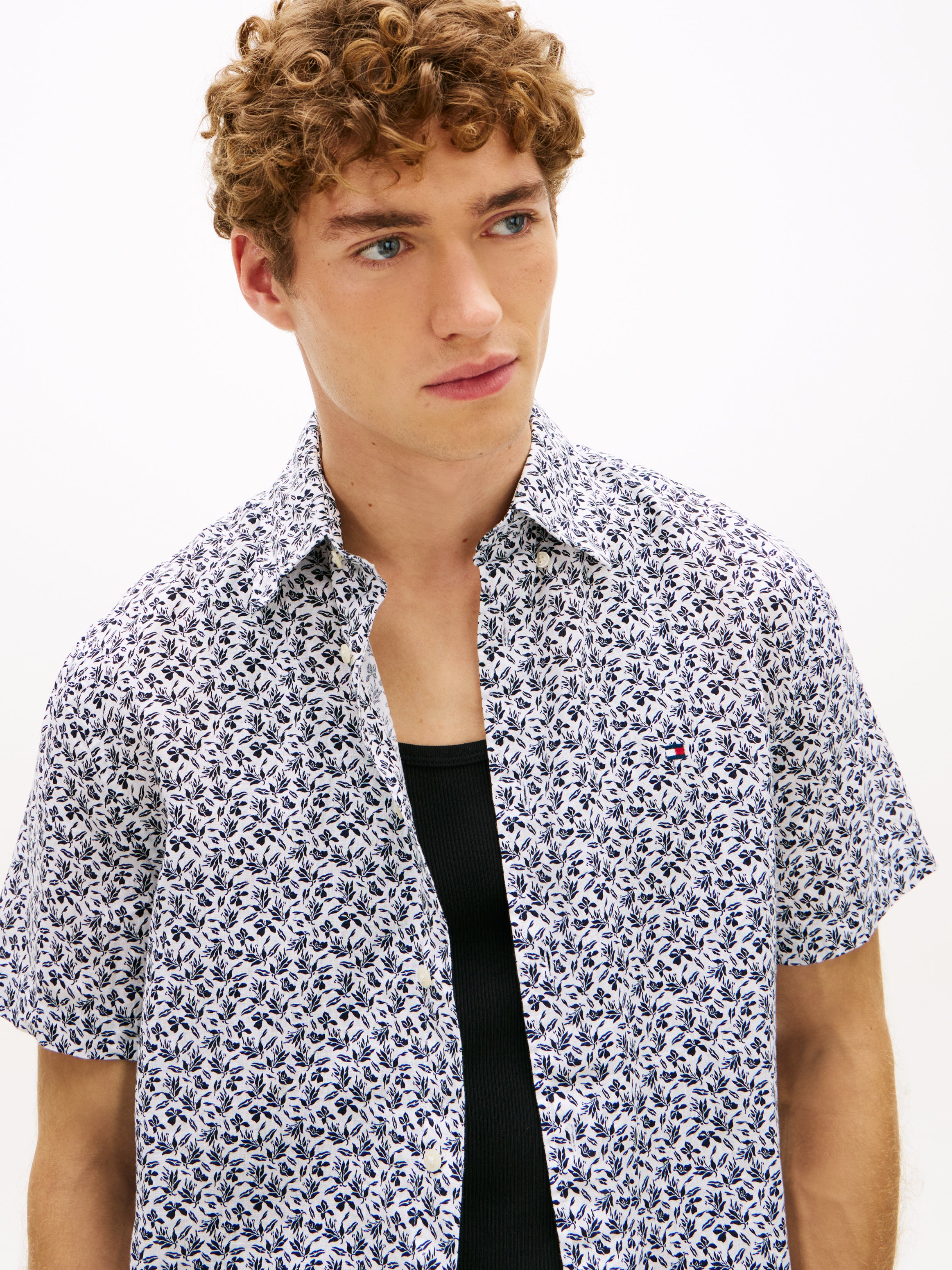 Regular Fit Tropical Print Short Sleeve Shirt