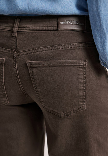 Mid Waist Straight Leg Jeans im Casual Fit
