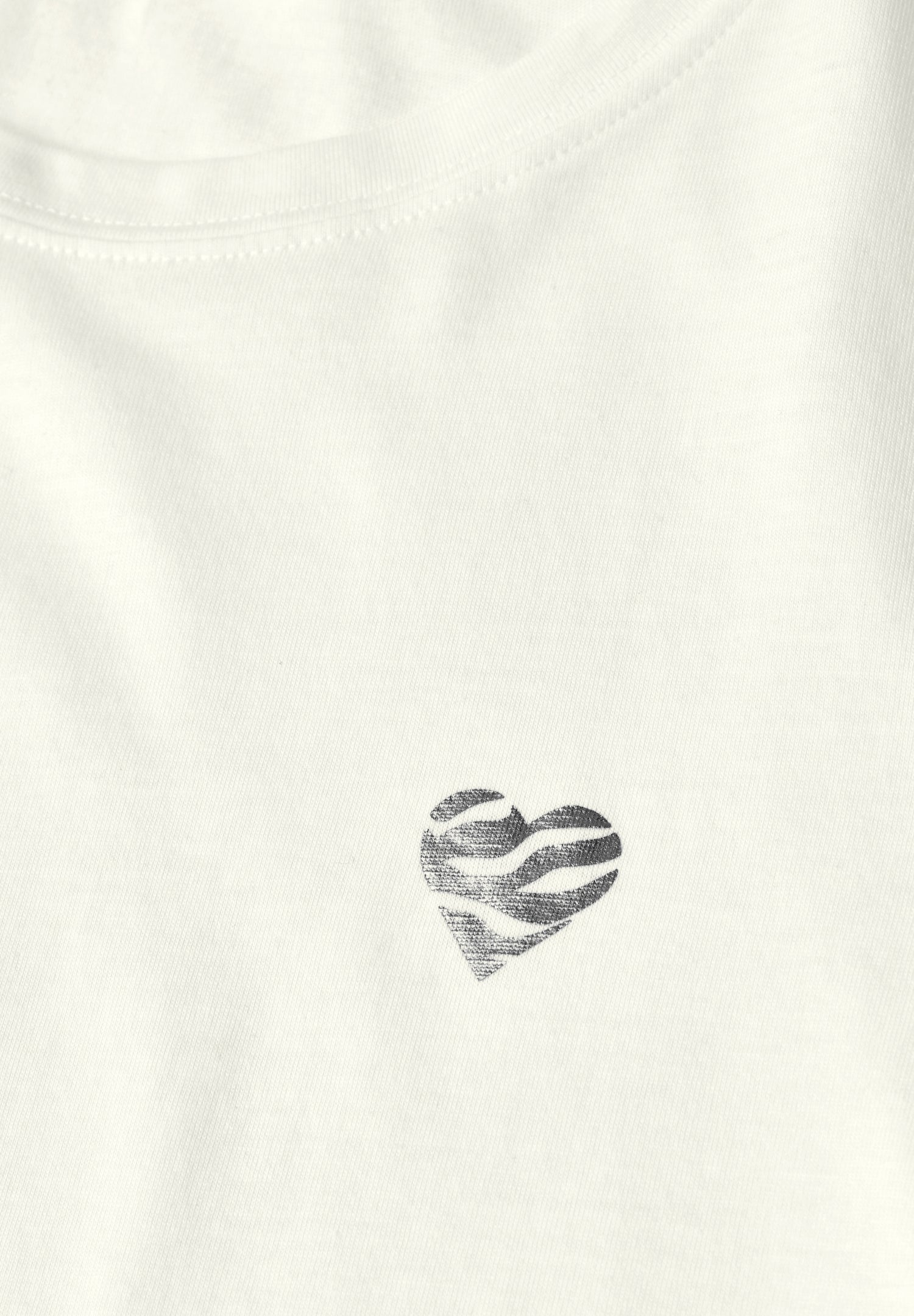 T-Shirt mit Rundhals und Herzdetail