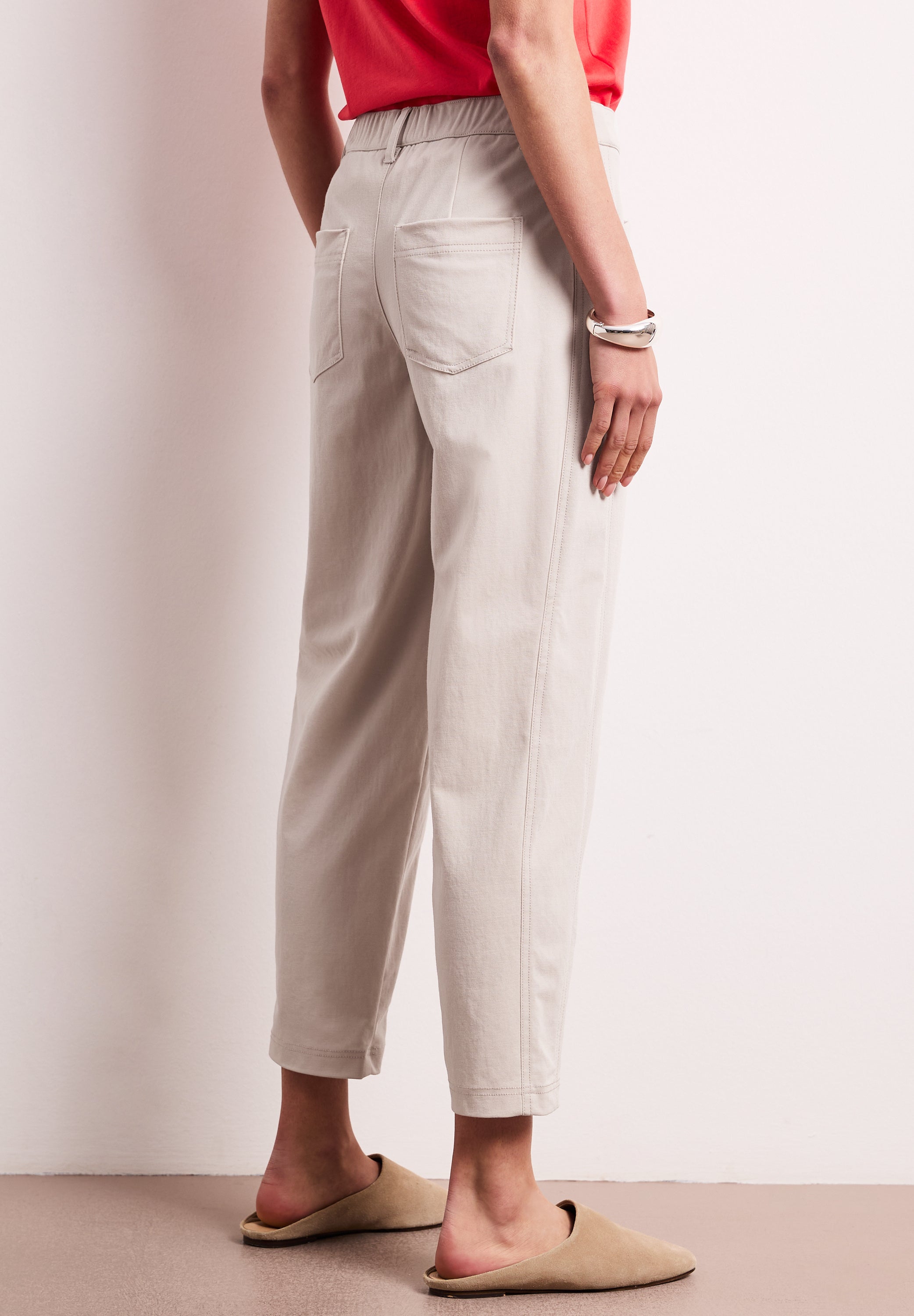 High Waist Barrel Leg Hose im Casual Fit
