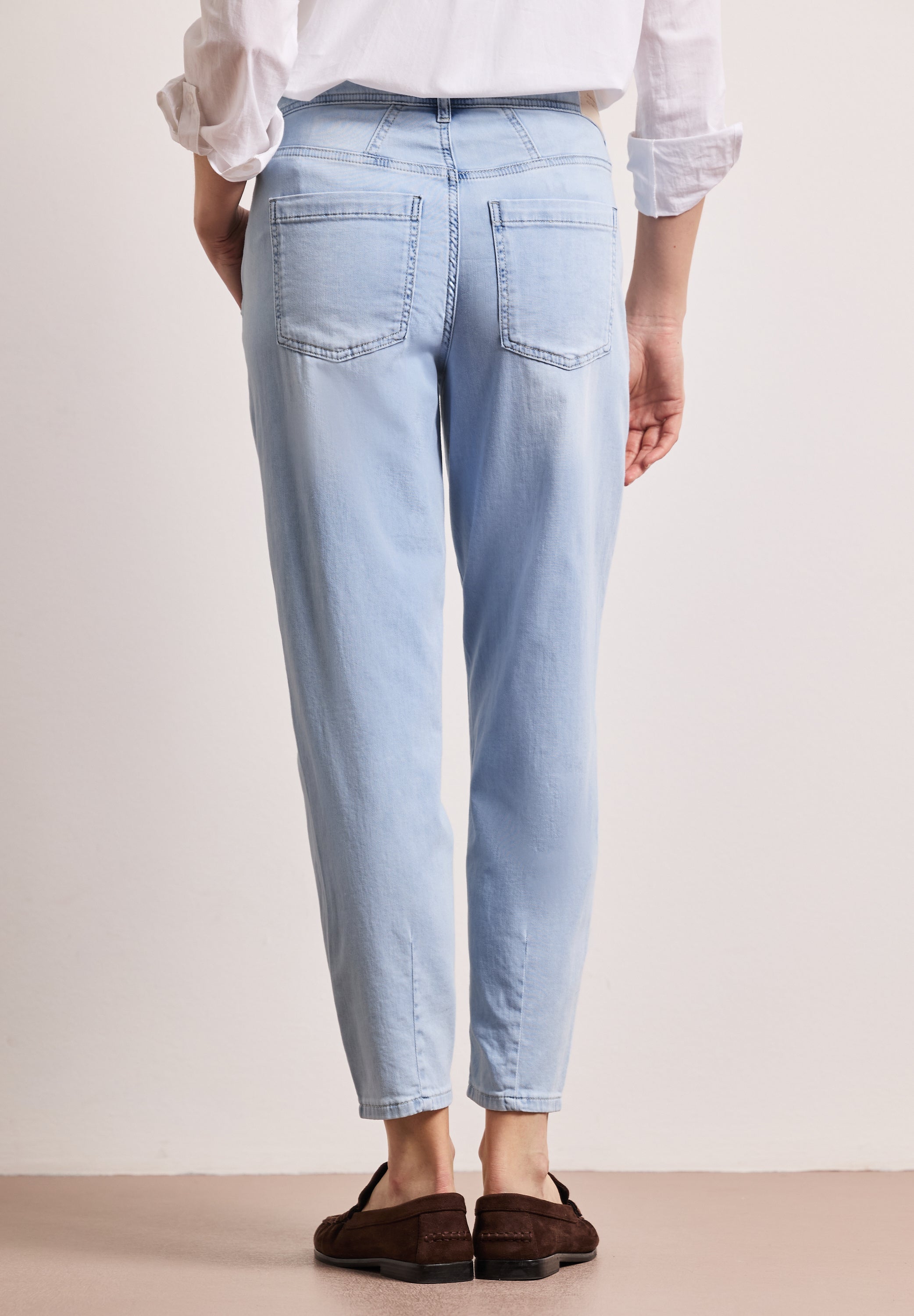 High Waist Barrel Leg  Jeans im Loose Fit