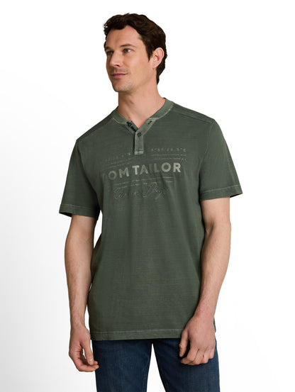 Henley T-Shirt im Used-Look