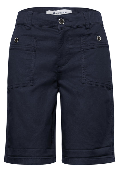 Straight Leg Bermuda mit Turn-Up