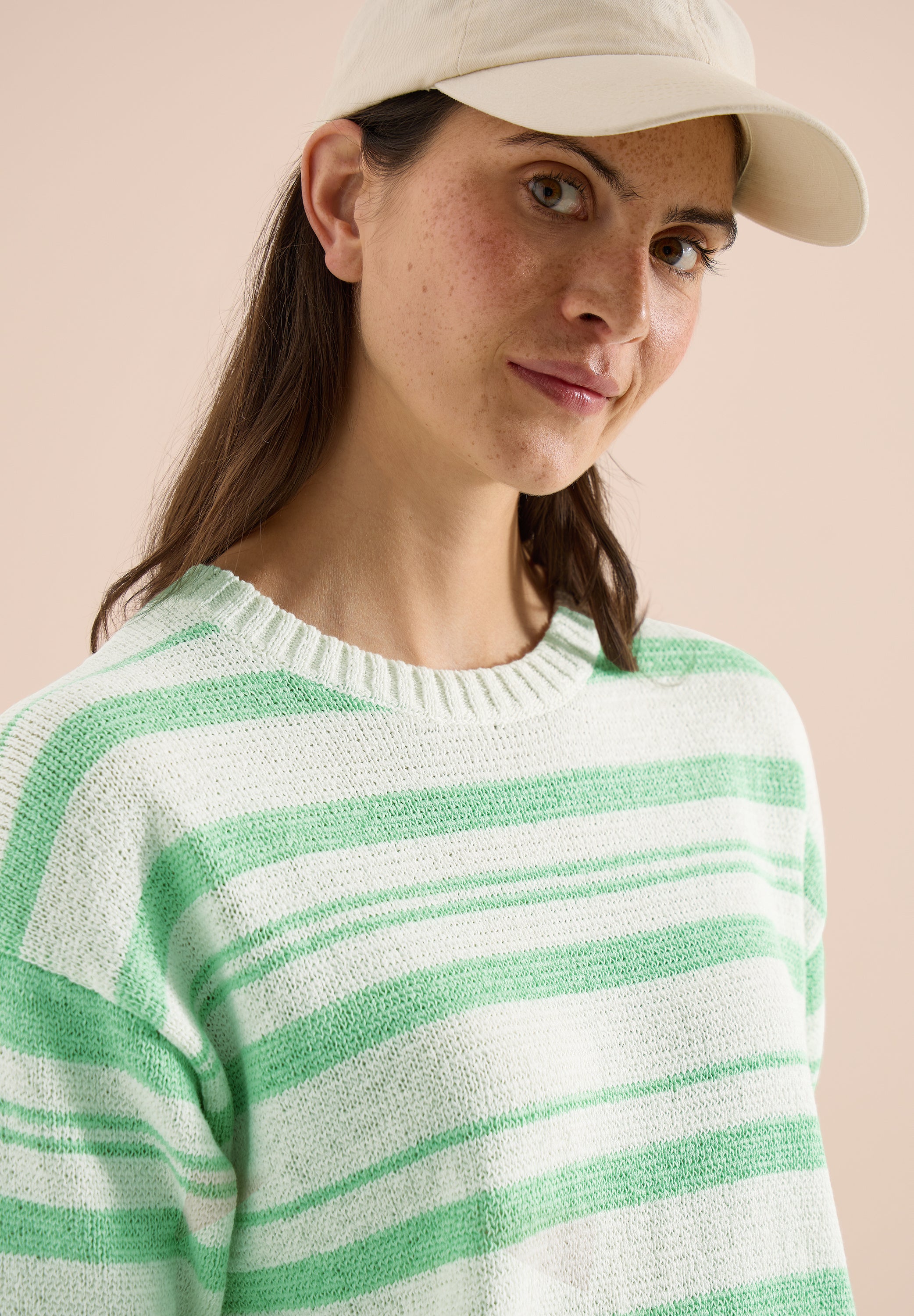 Kurzarm Pullover mit Streifen