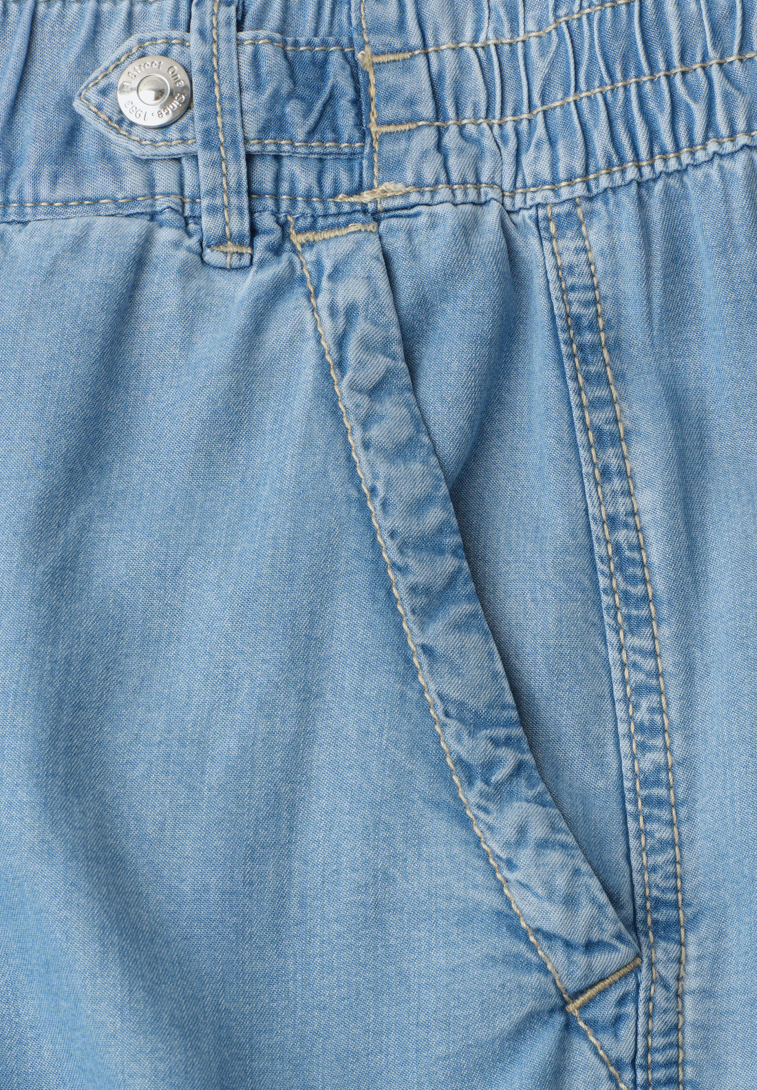 High Waist Wide Leg Hose mit Knopfdetails