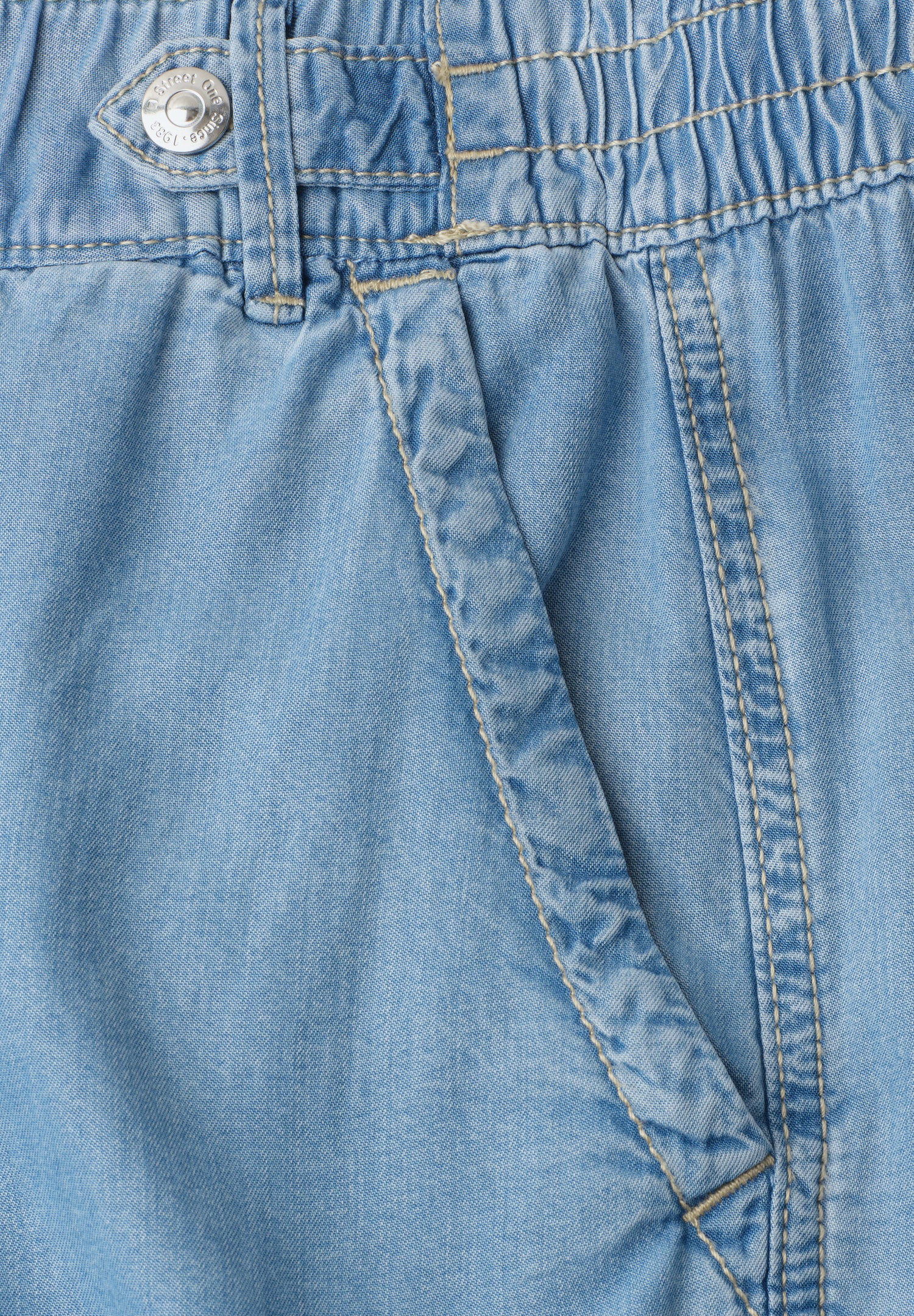 High Waist Wide Leg Hose mit Knopfdetails
