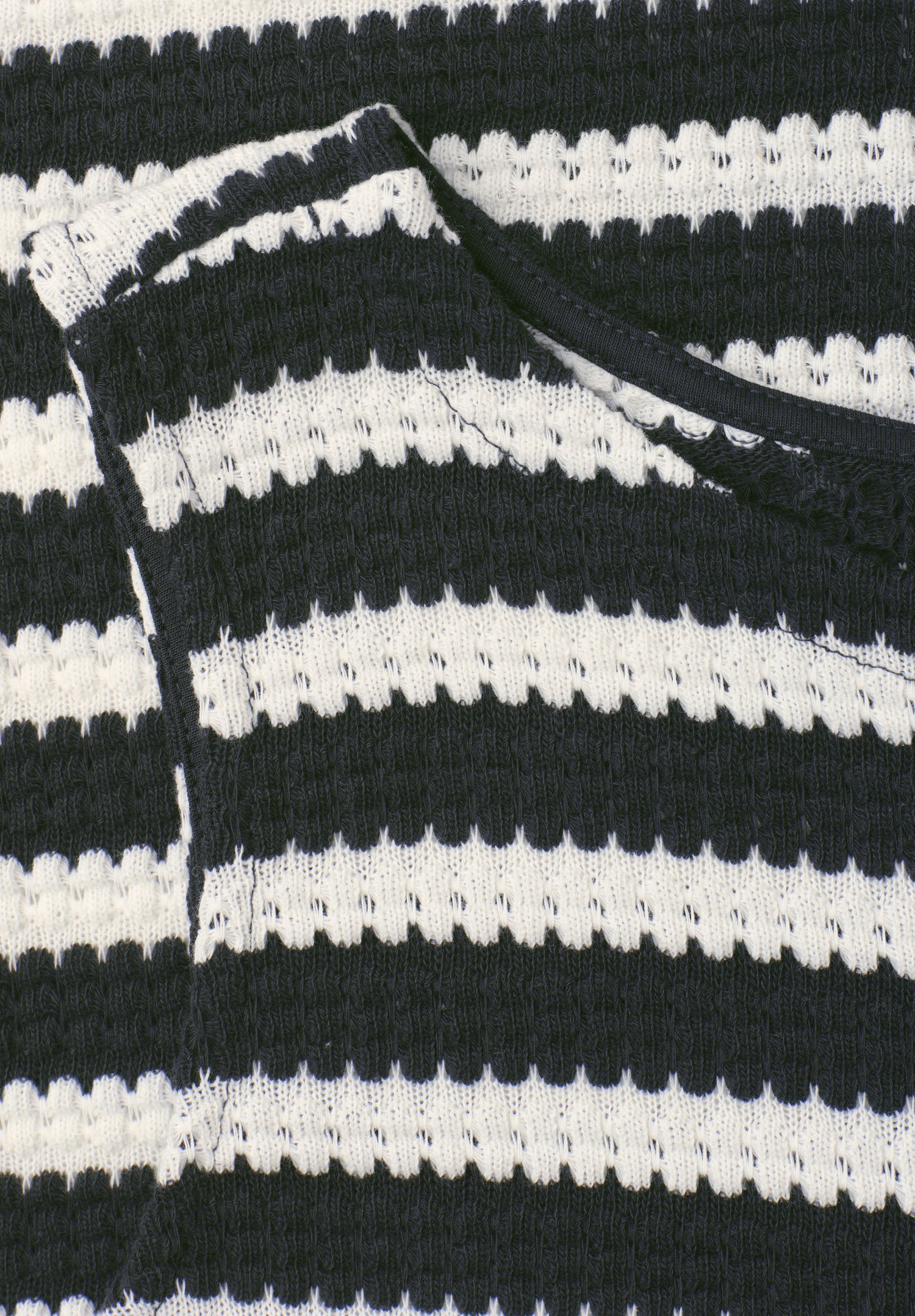Top mit Streifen im Strick-Look