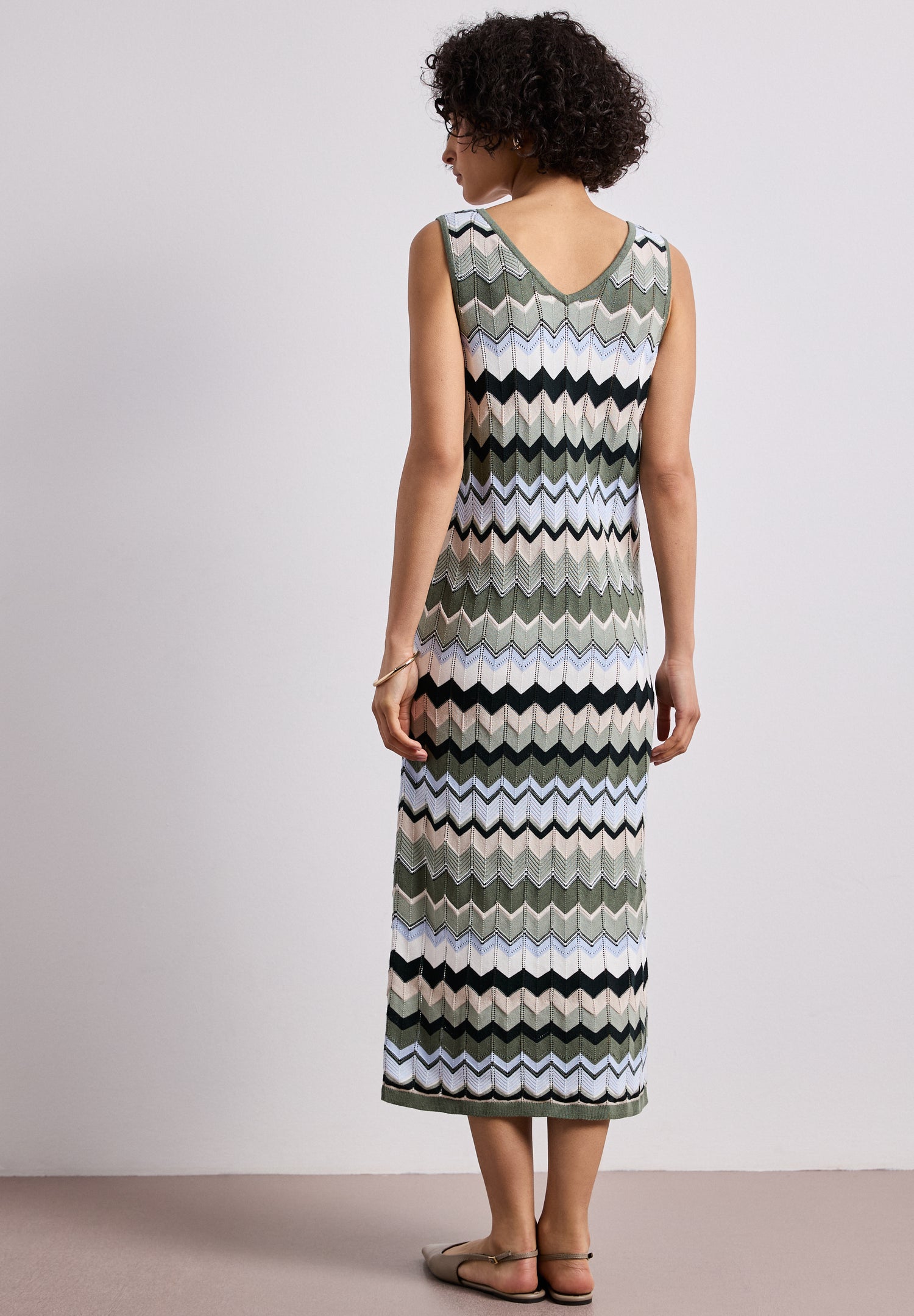 Midi-Kleid mit Zick-Zack-Muster