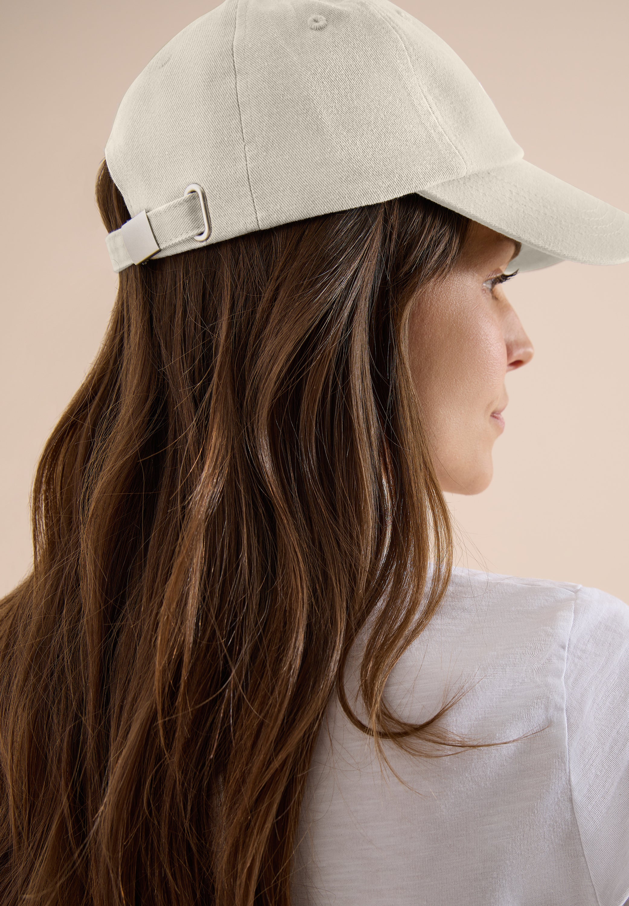 Cap mit Stickerei