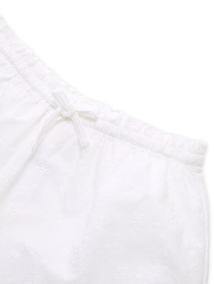 Shorts mit Stickerei
