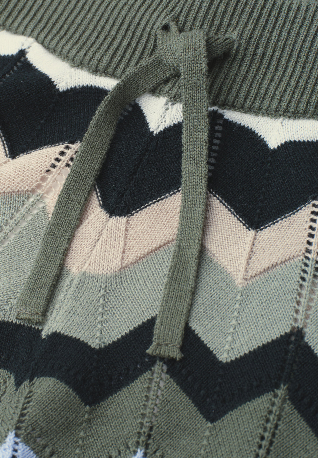 Hose mit Zick-Zack Muster