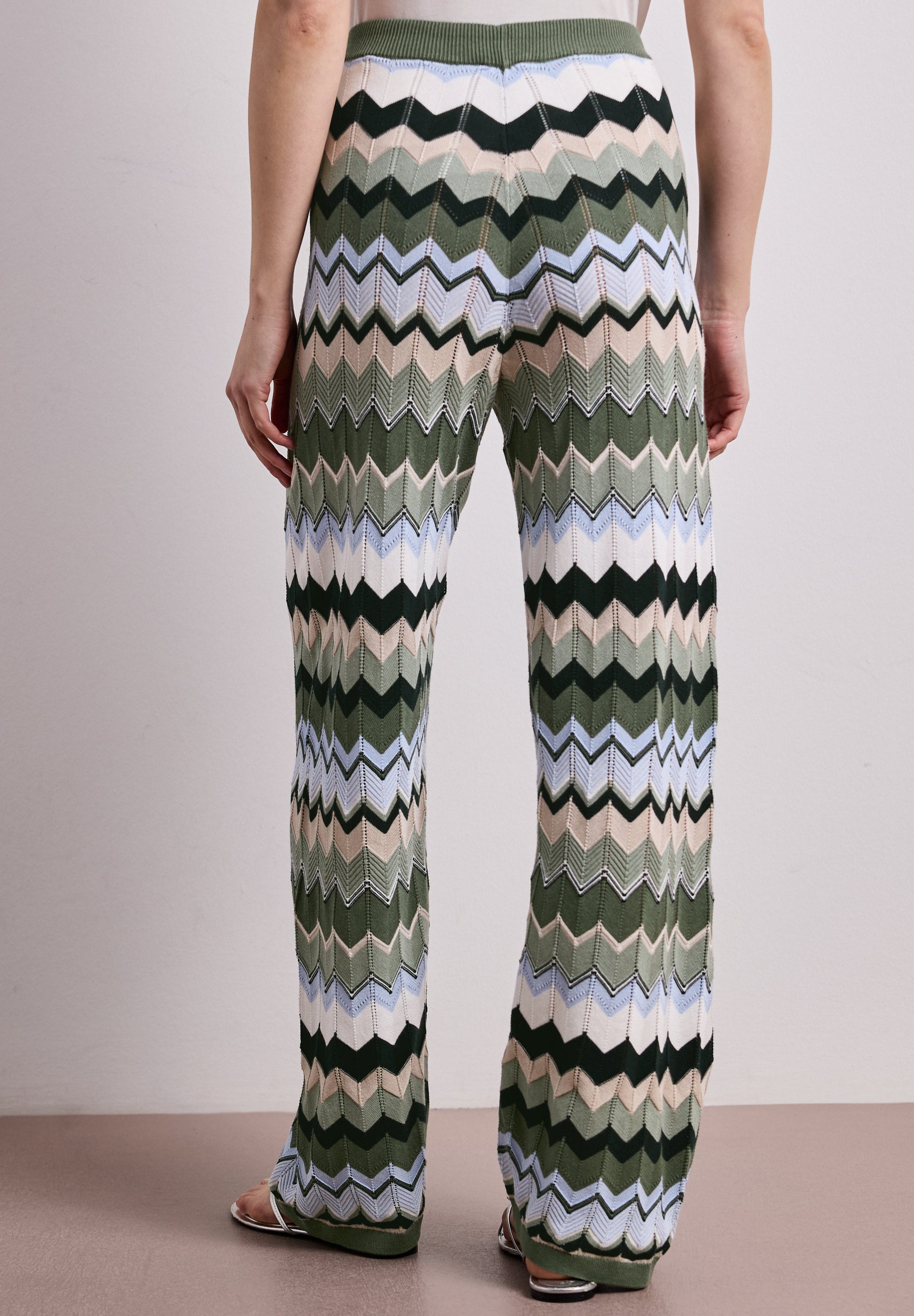 Hose mit Zick-Zack Muster
