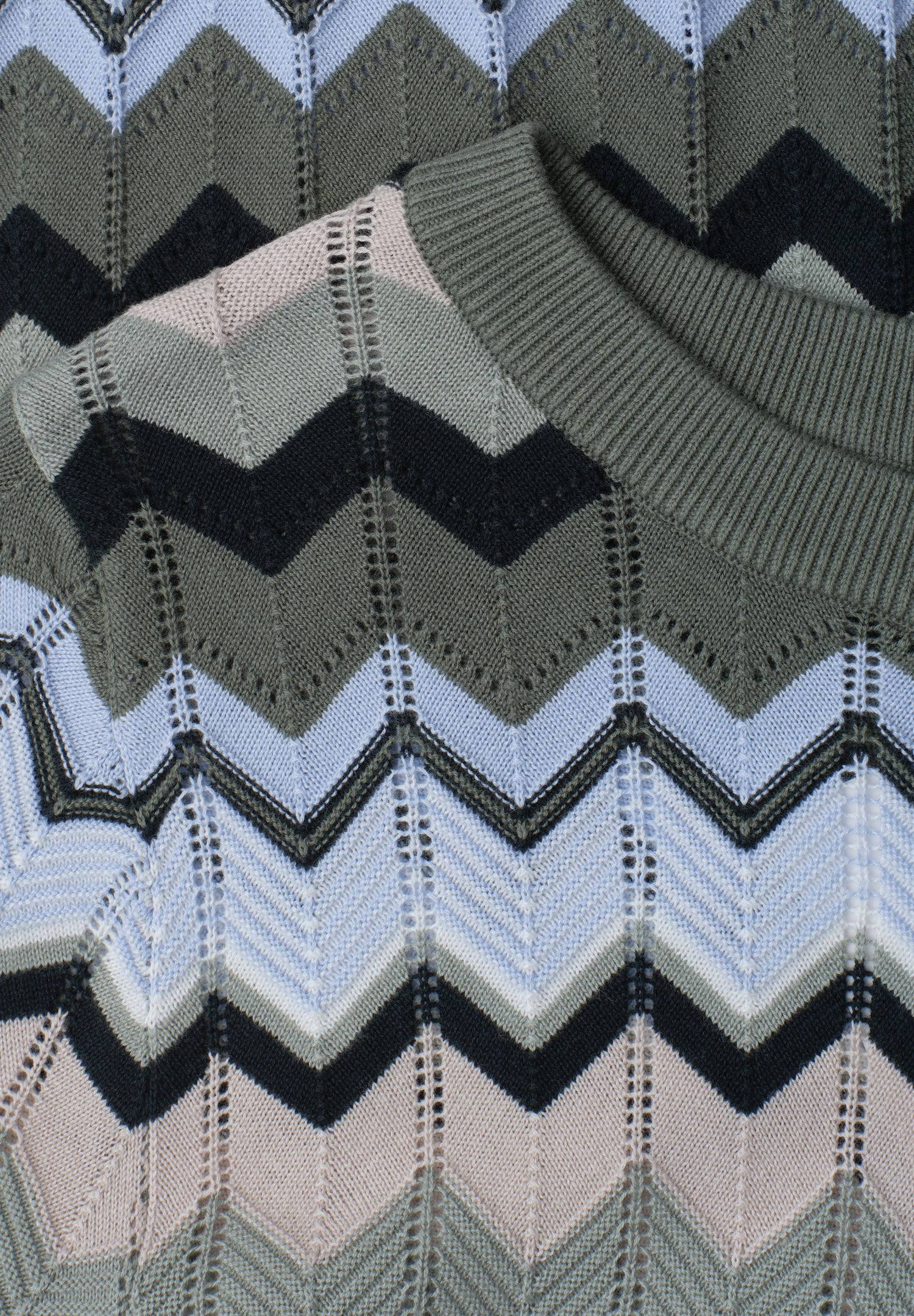 Kurzarm Pullover mit Zick-Zack-Muster