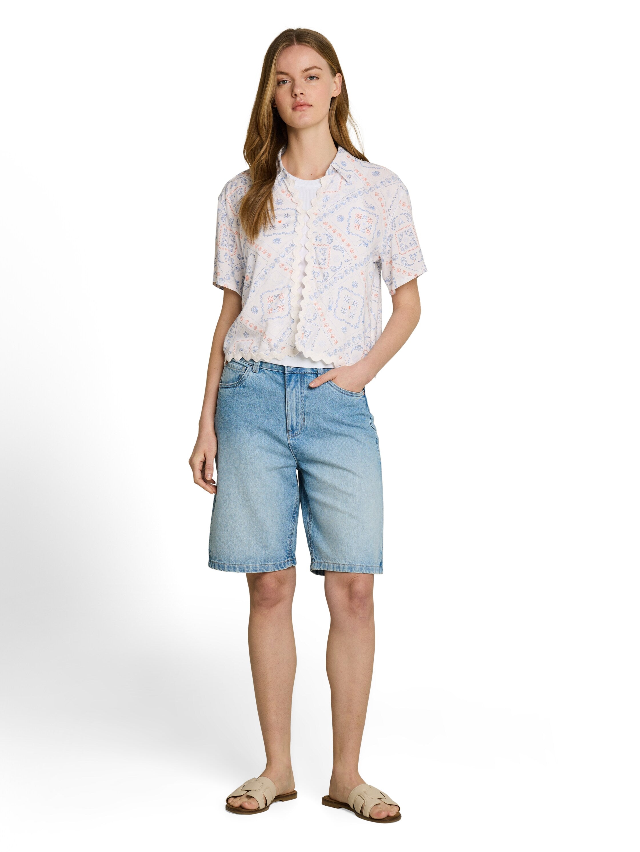Boxy Fit Bluse mit Leinenanteil