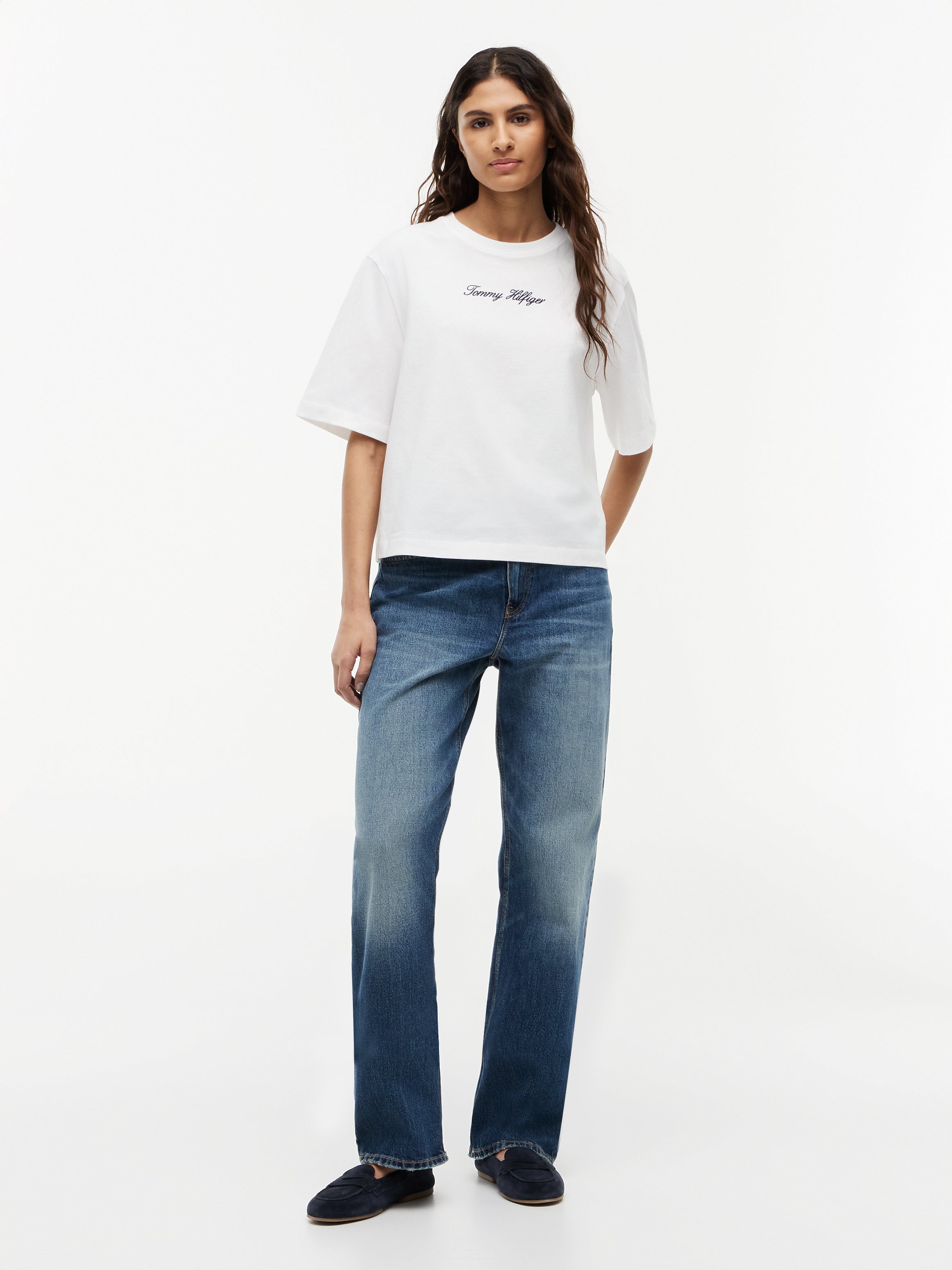 CLASSIC SCRIPT TRAPEZE TEE